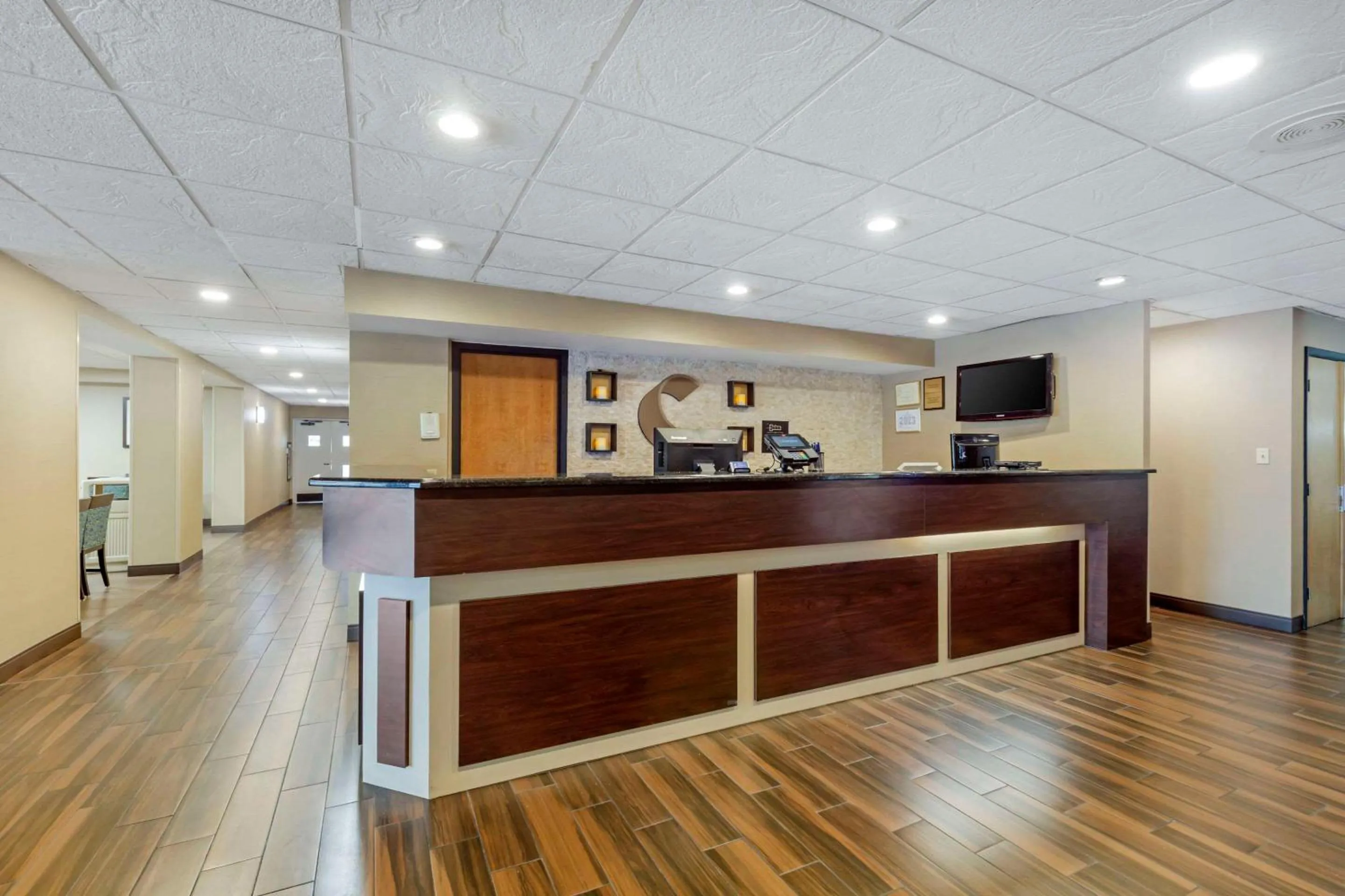 Lobby or reception in Comfort Inn Herndon-Reston