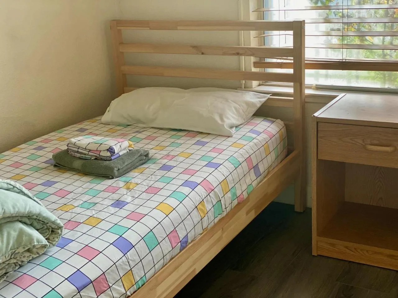 Bed in WHOLE Family - Wolfgram