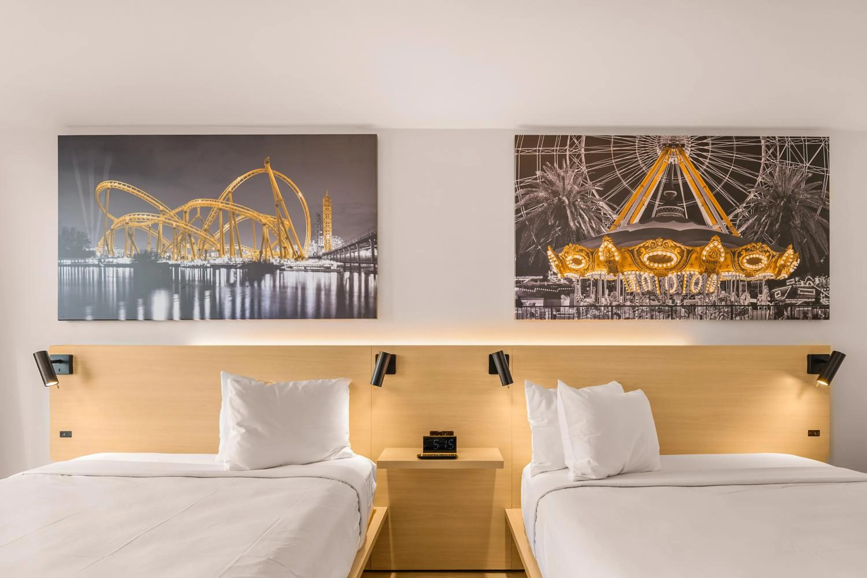 Bed in B&B HOTEL Orlando International Drive near Universal - Newly Renovated!