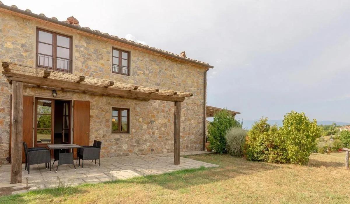 Property building in Poggio Cennina Resort