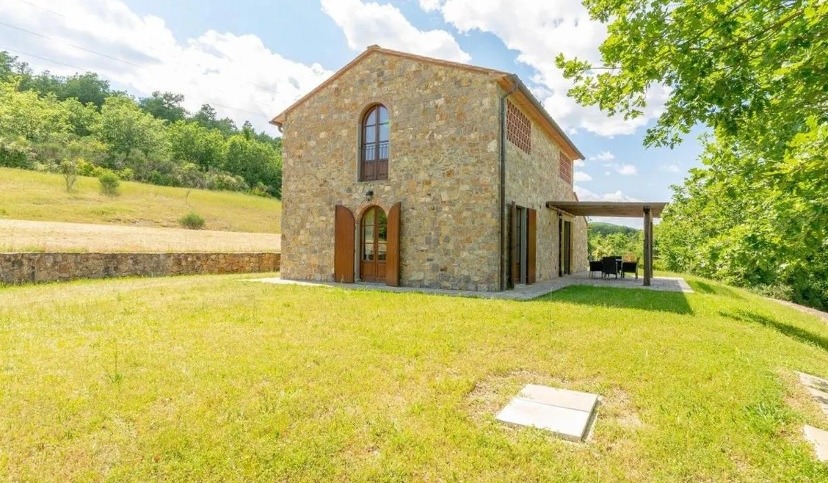 Property building in Poggio Cennina Resort