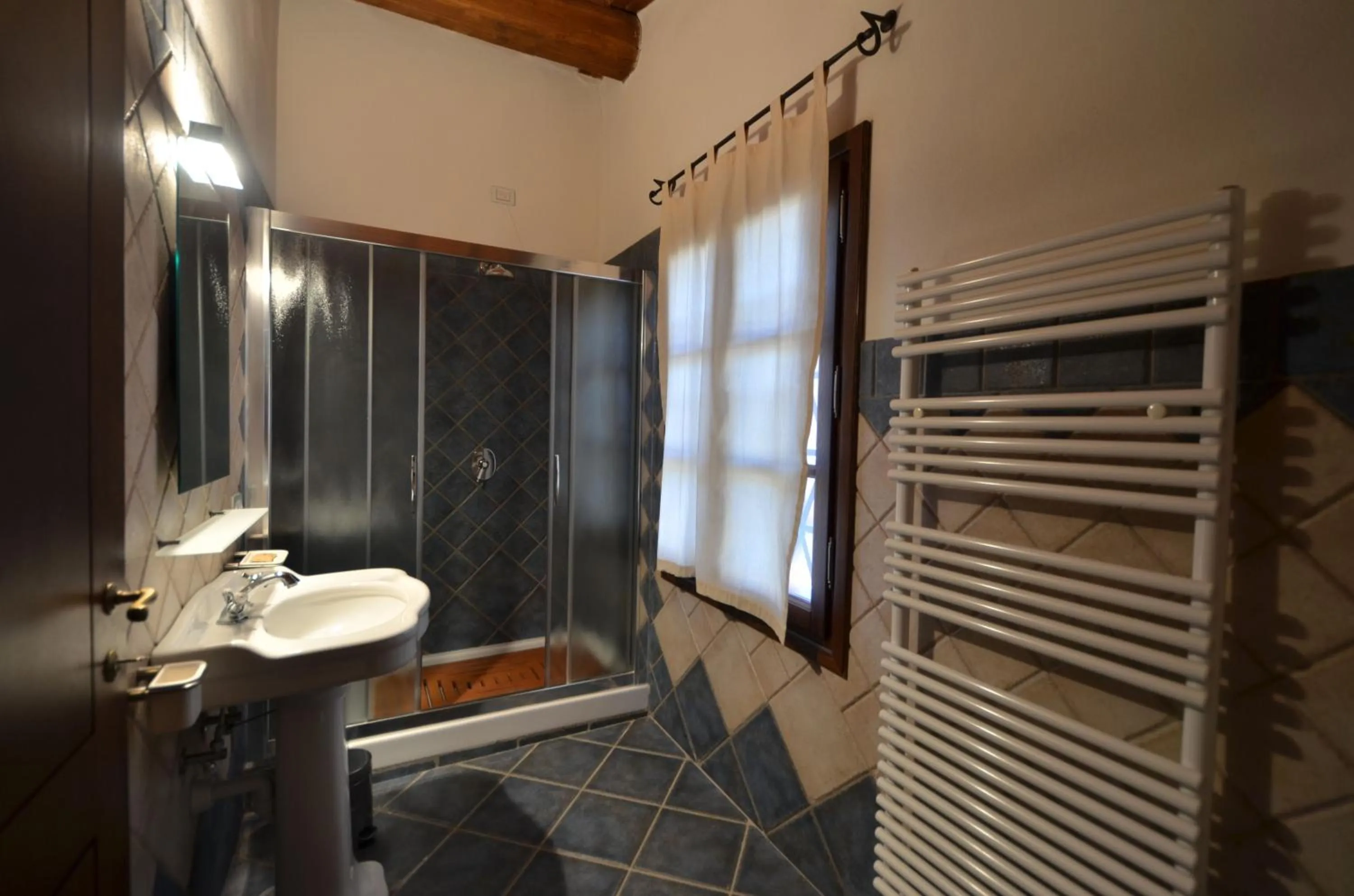 Bathroom in Poggio Cennina Resort