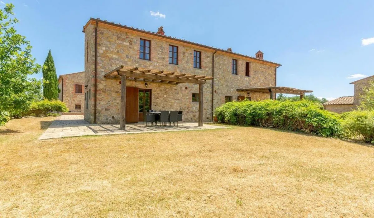 Property building in Poggio Cennina Resort