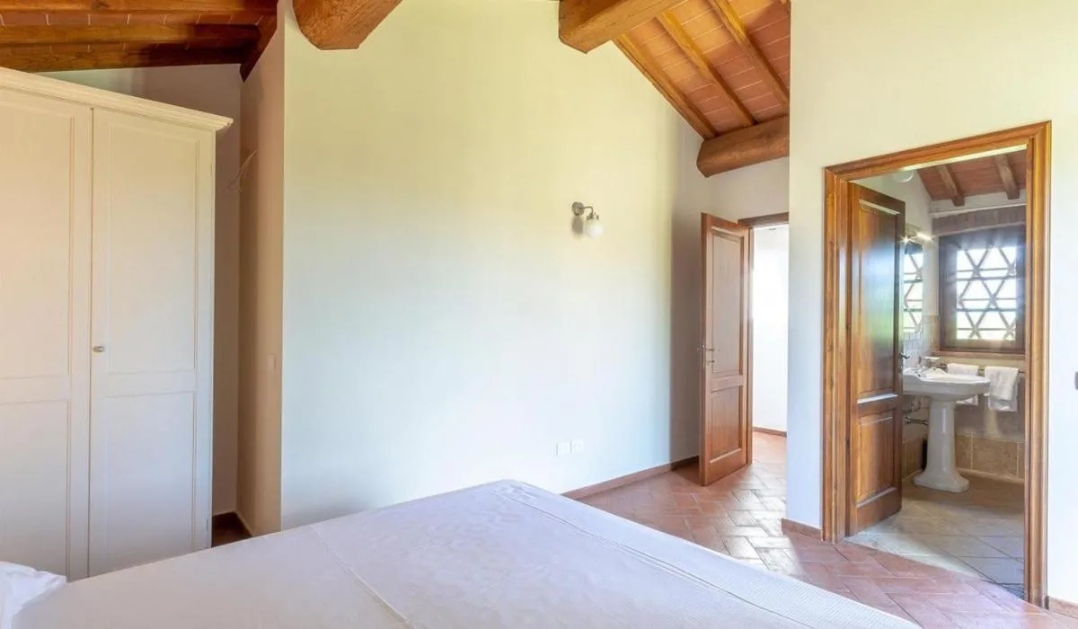 Photo of the whole room, Bed in Poggio Cennina Resort