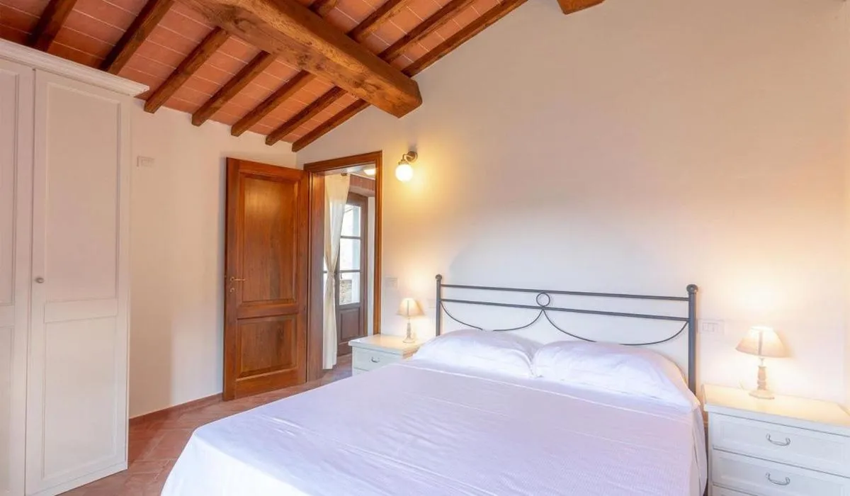 Photo of the whole room, Bed in Poggio Cennina Resort