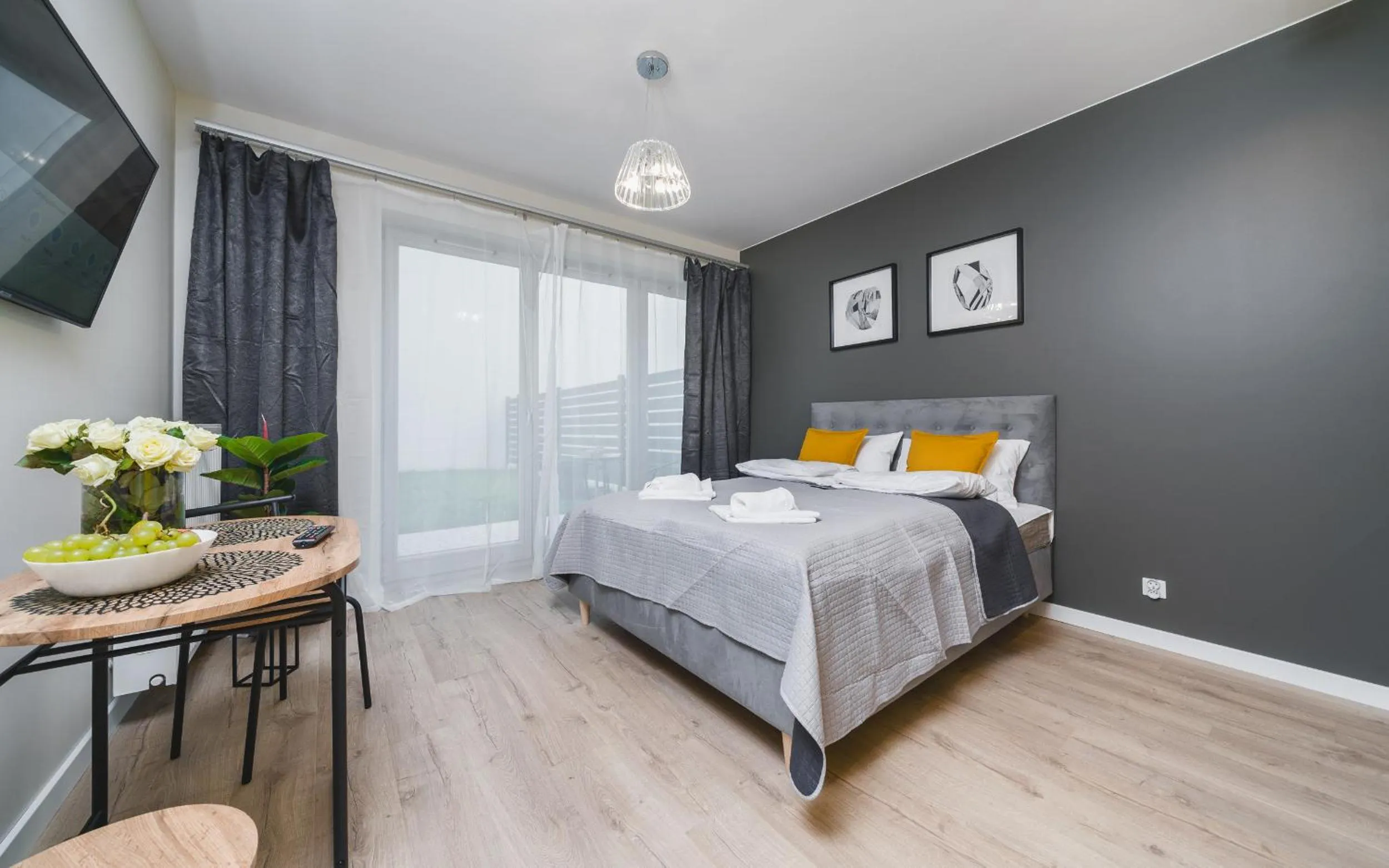 Photo of the whole room, Bed in Sarah Apartments Old Town