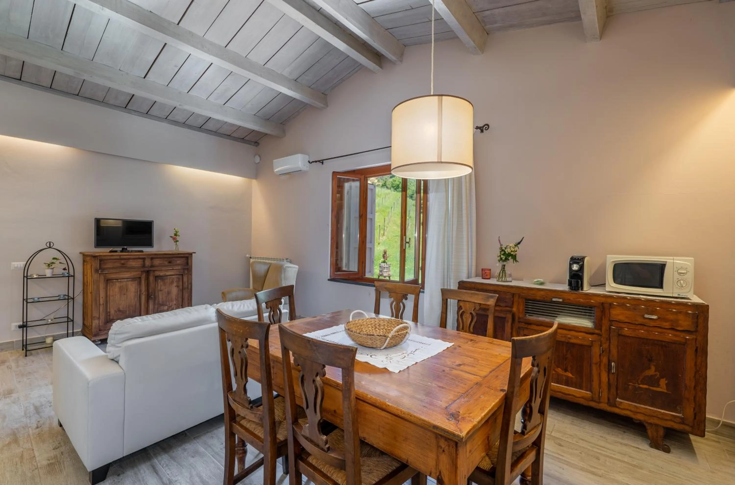 Dining area in Agriturismo Valleverde