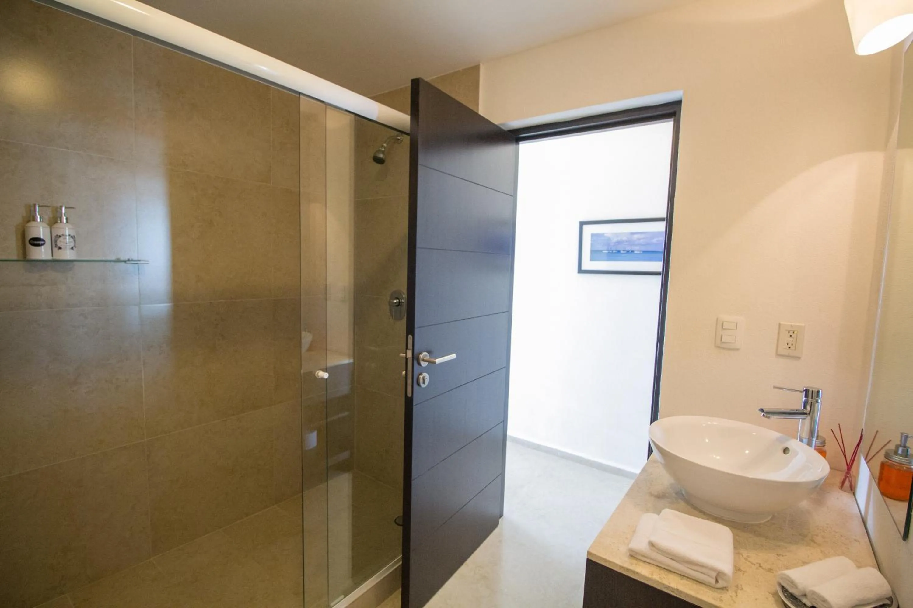 Tu Hogar Frente Al Mar Caribe, Vive Cancún