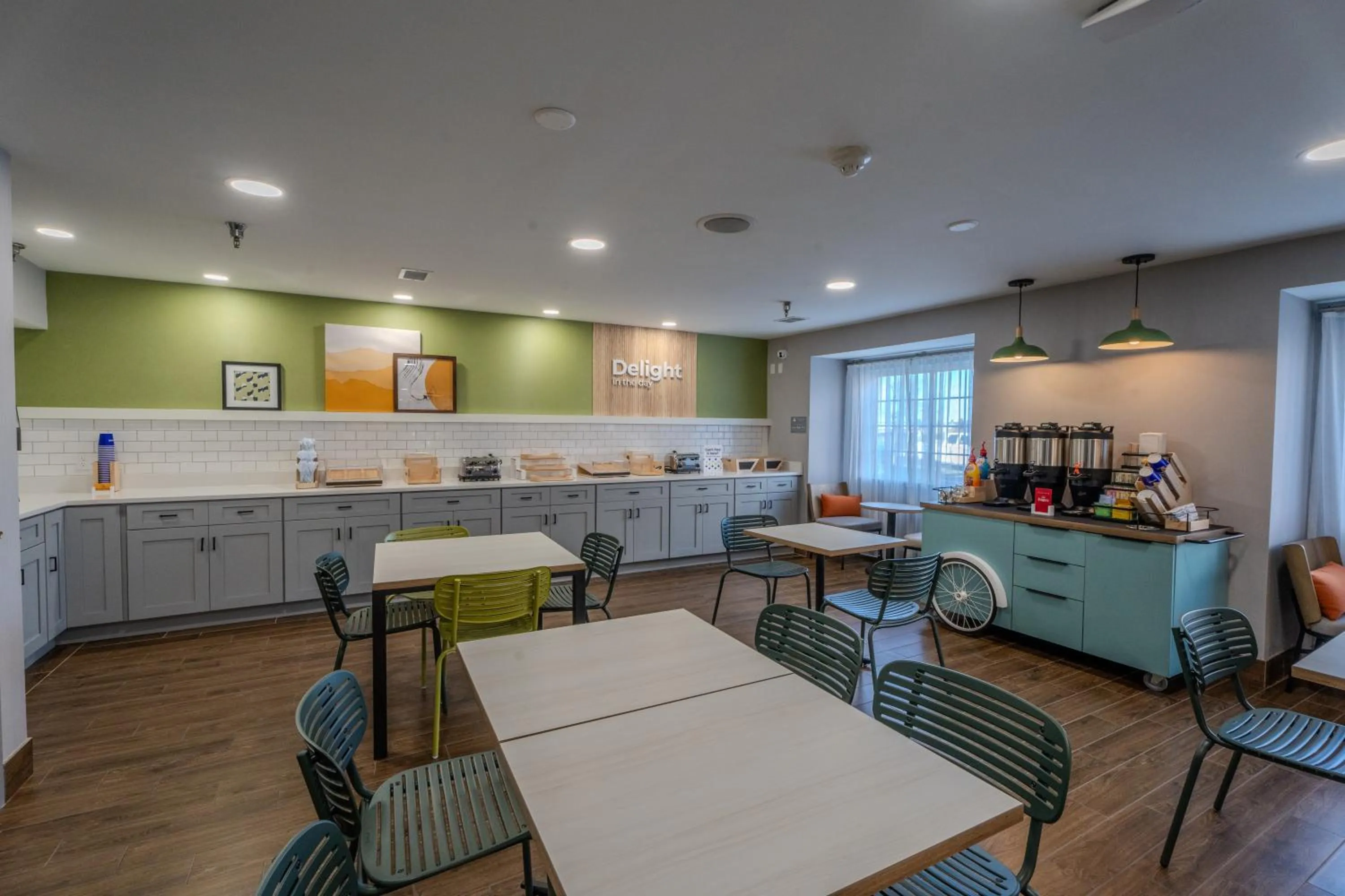 Spark by Hilton Sterling Dulles Airport