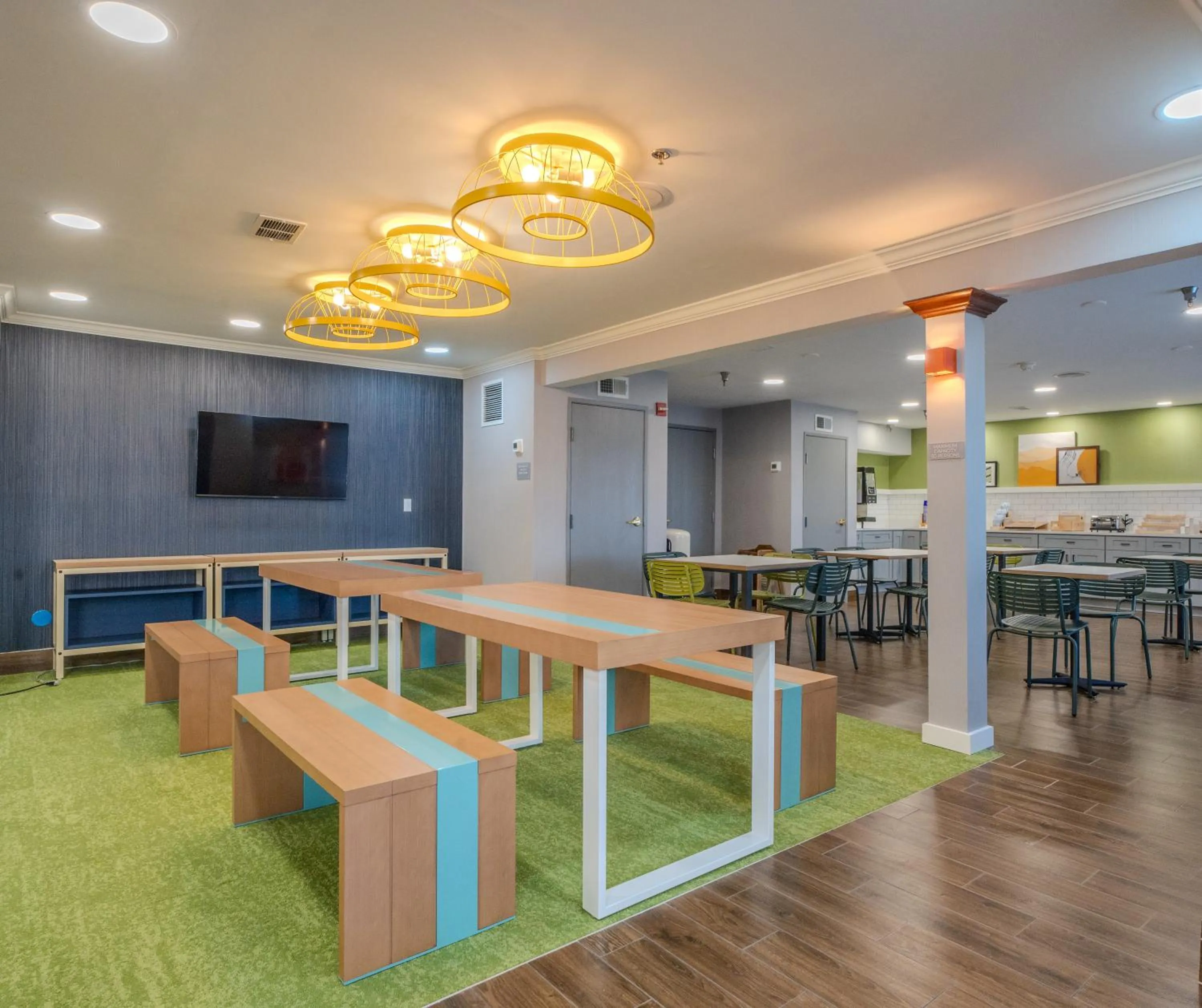 Breakfast in Spark by Hilton Sterling Dulles Airport