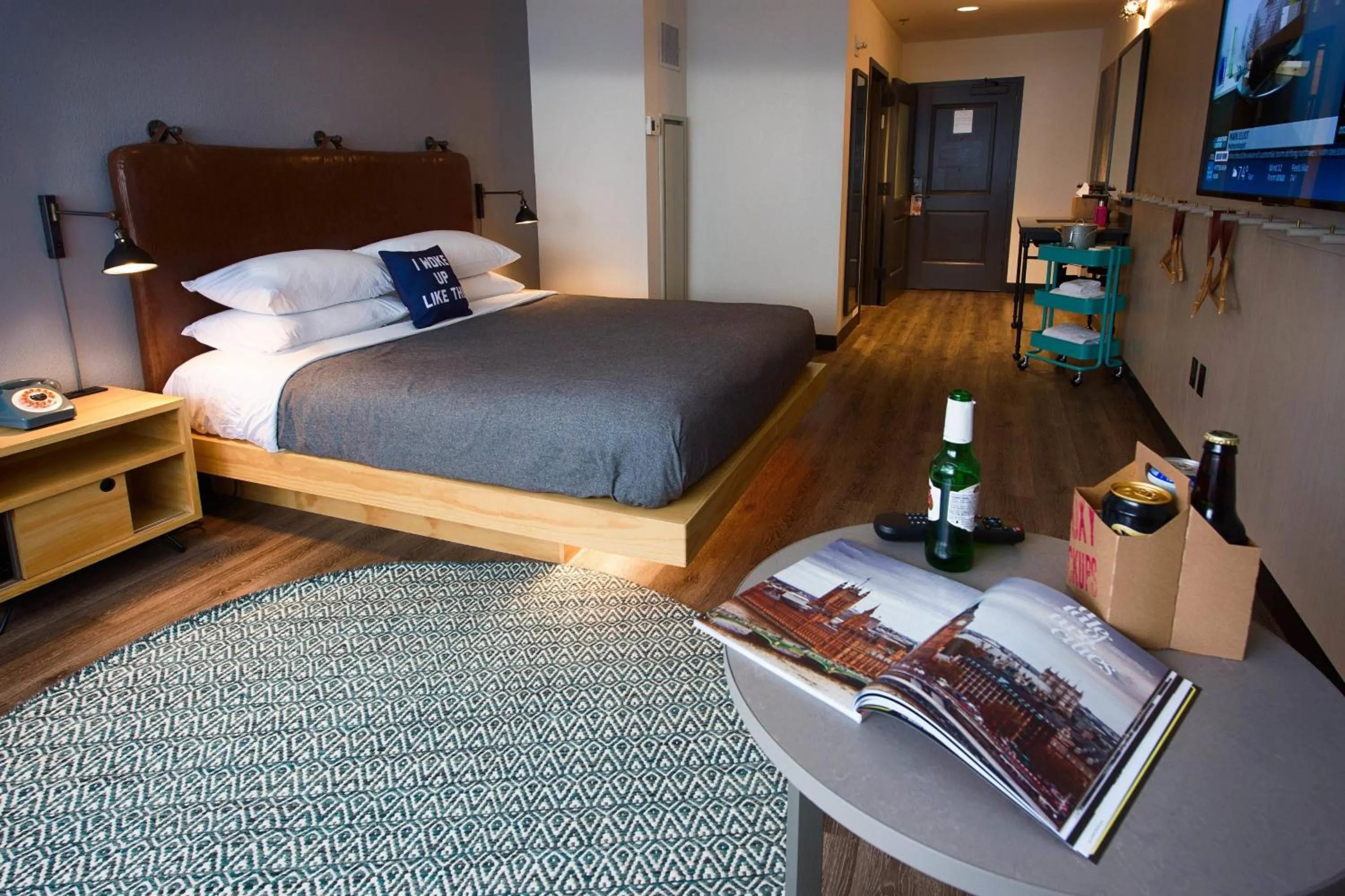 Photo of the whole room, Bed in MOXY New Orleans Downtown/French Quarter Area