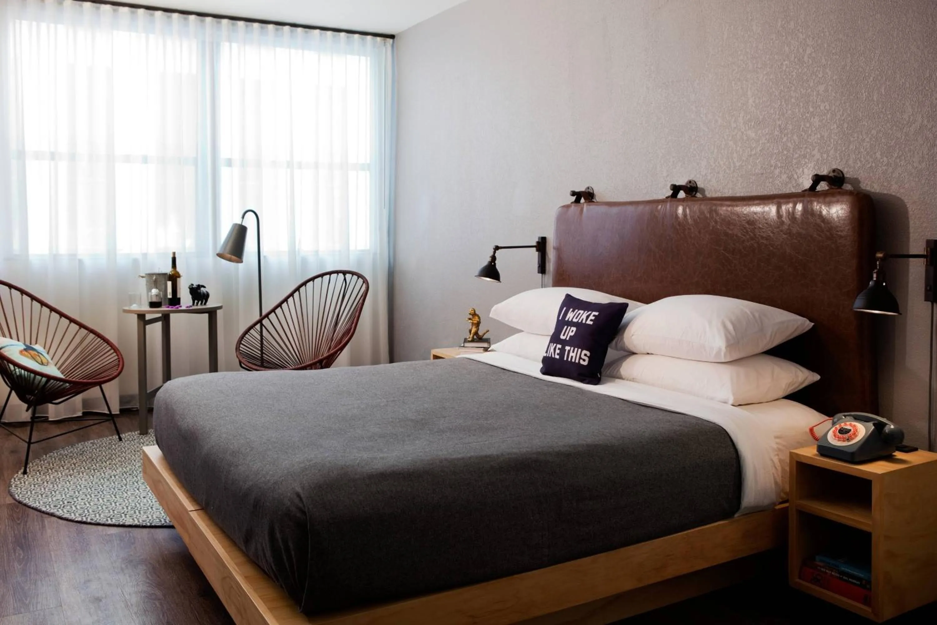 Photo of the whole room, Bed in MOXY New Orleans Downtown/French Quarter Area