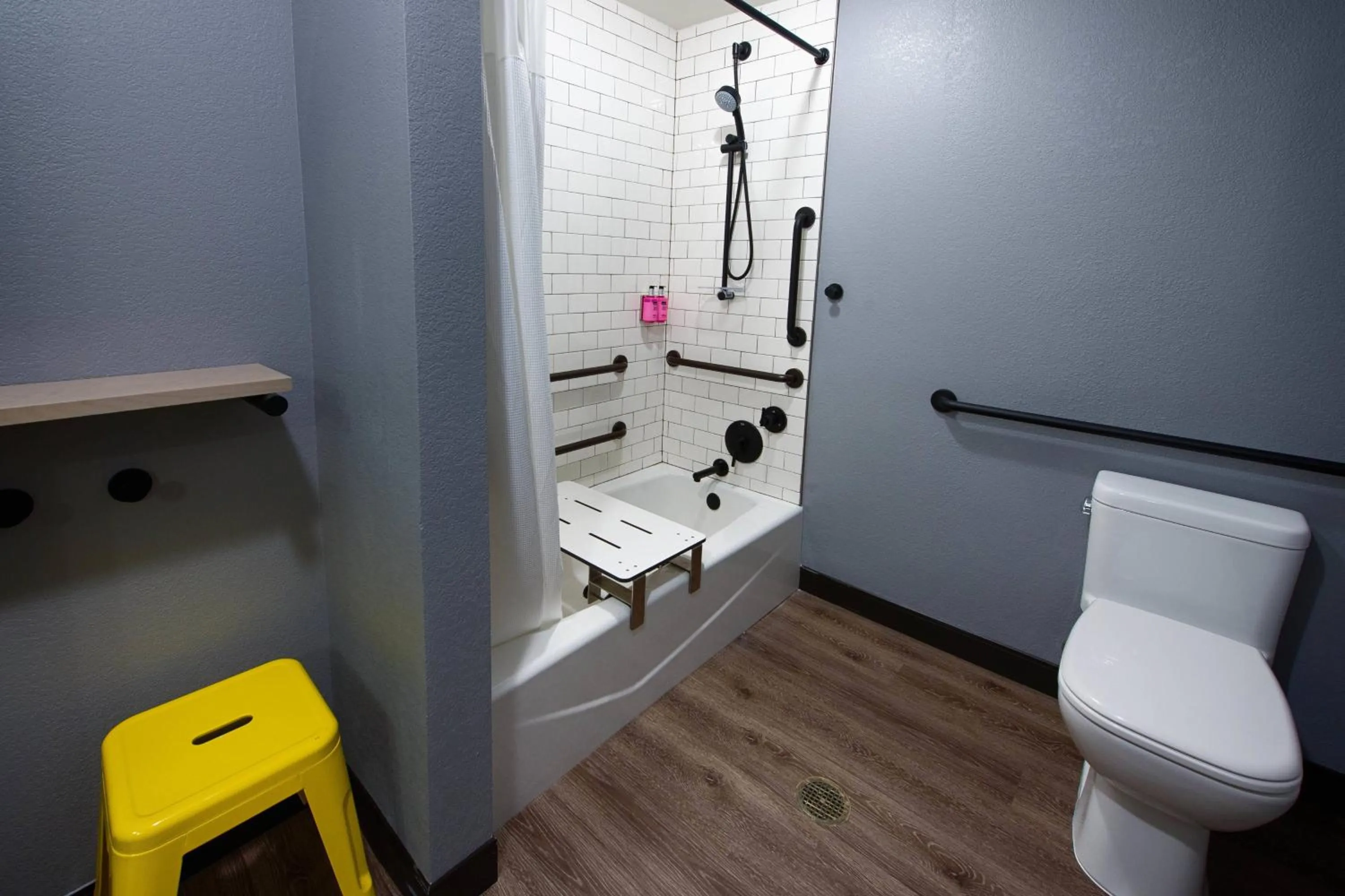 Bathroom in MOXY New Orleans Downtown/French Quarter Area