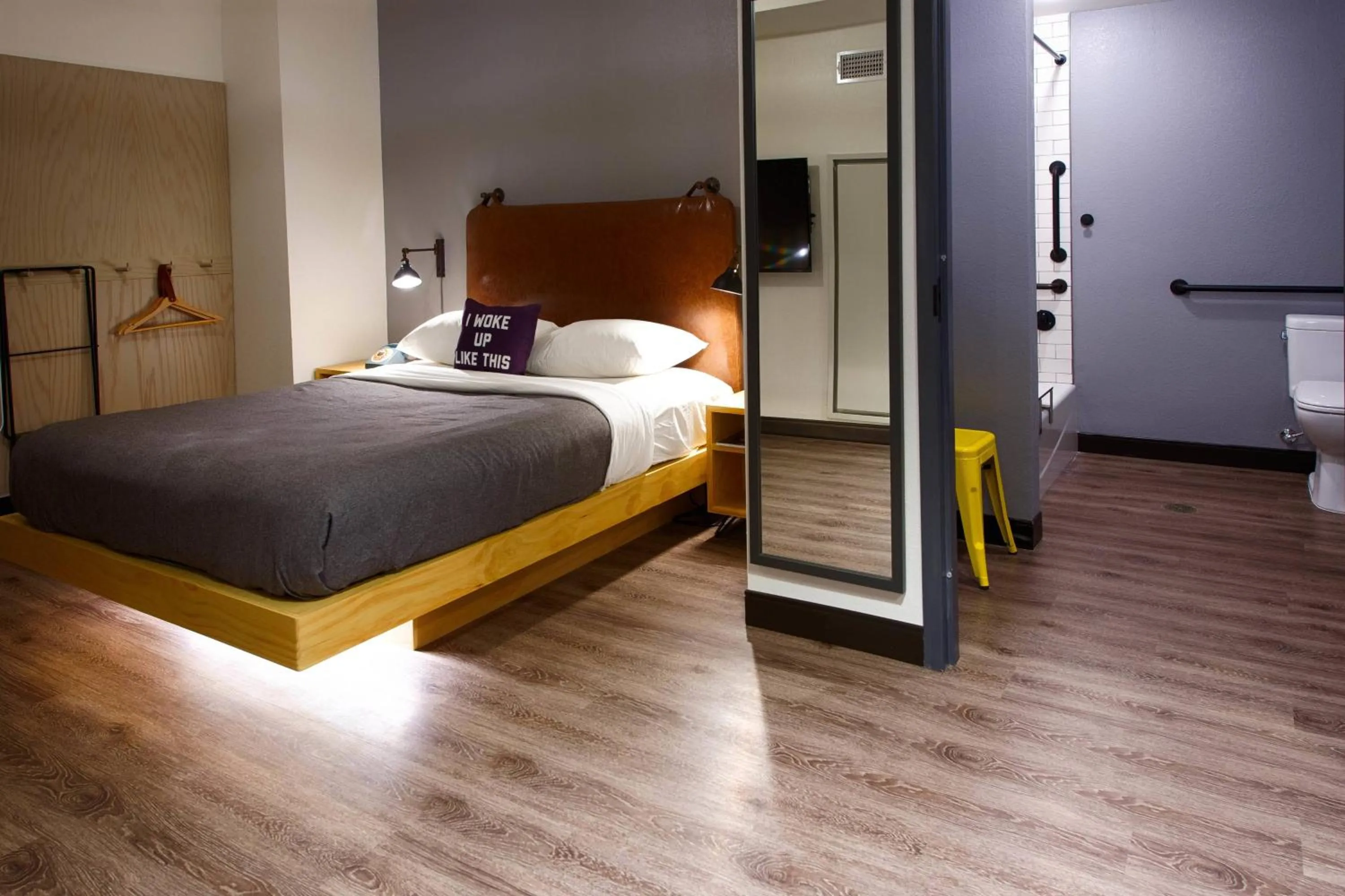 Photo of the whole room, Bed in MOXY New Orleans Downtown/French Quarter Area