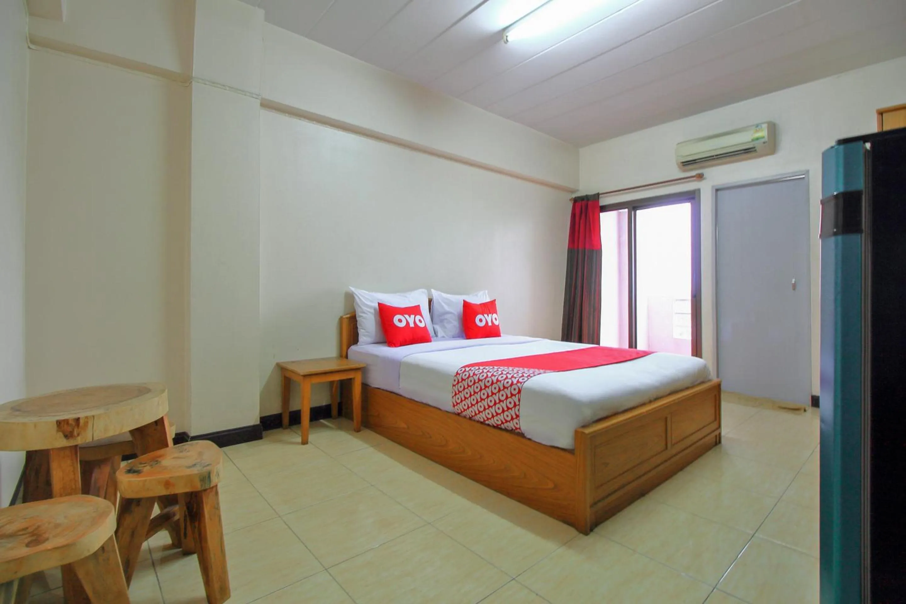 Other, Bed in Ok Home Airport