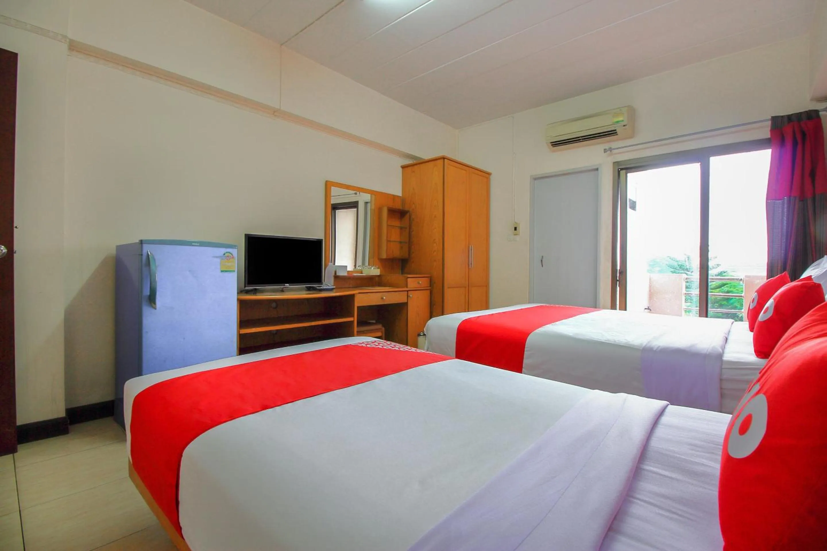 Other, Bed in Ok Home Airport