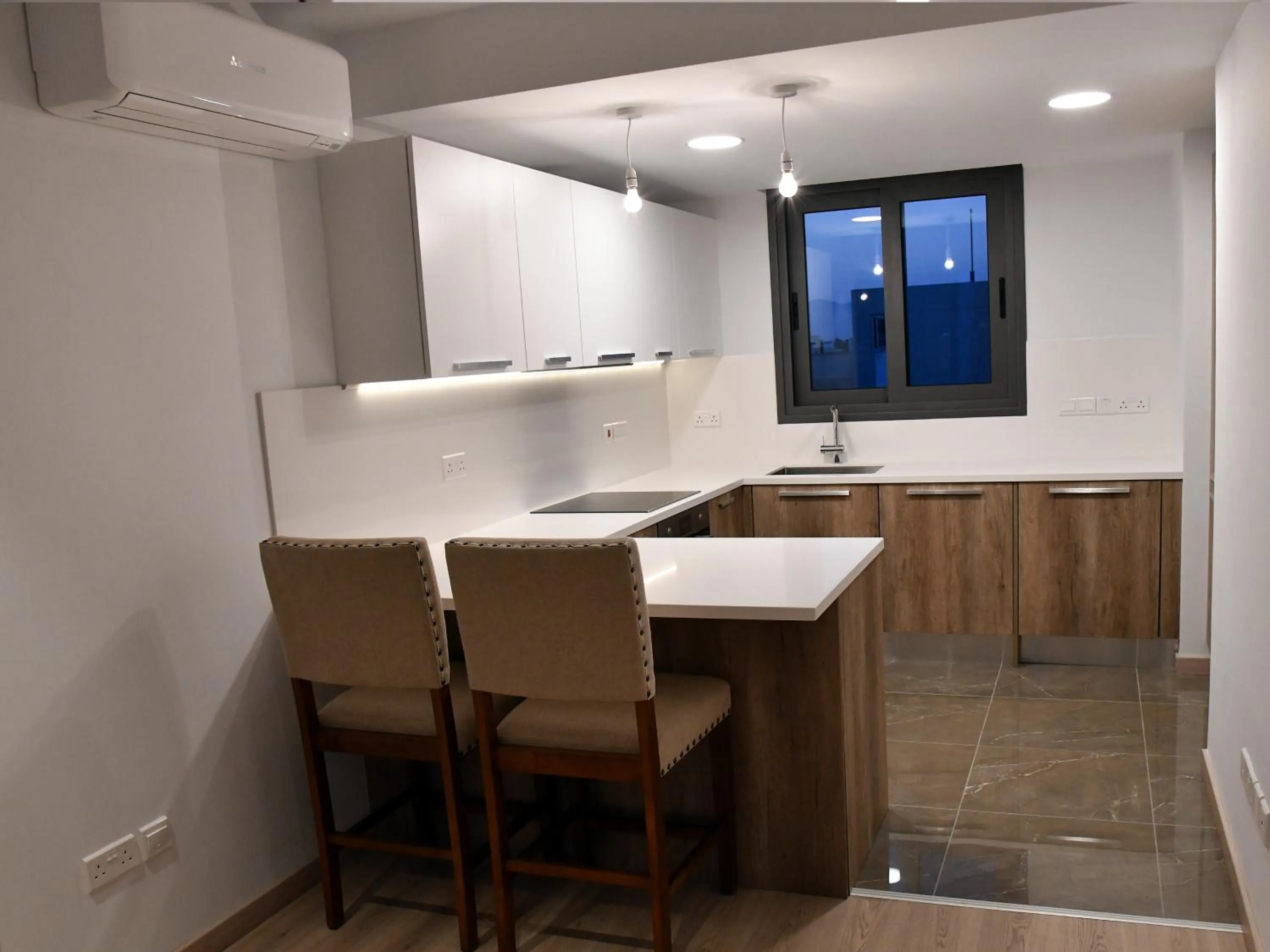 Kitchen or kitchenette in BAZ TOWER