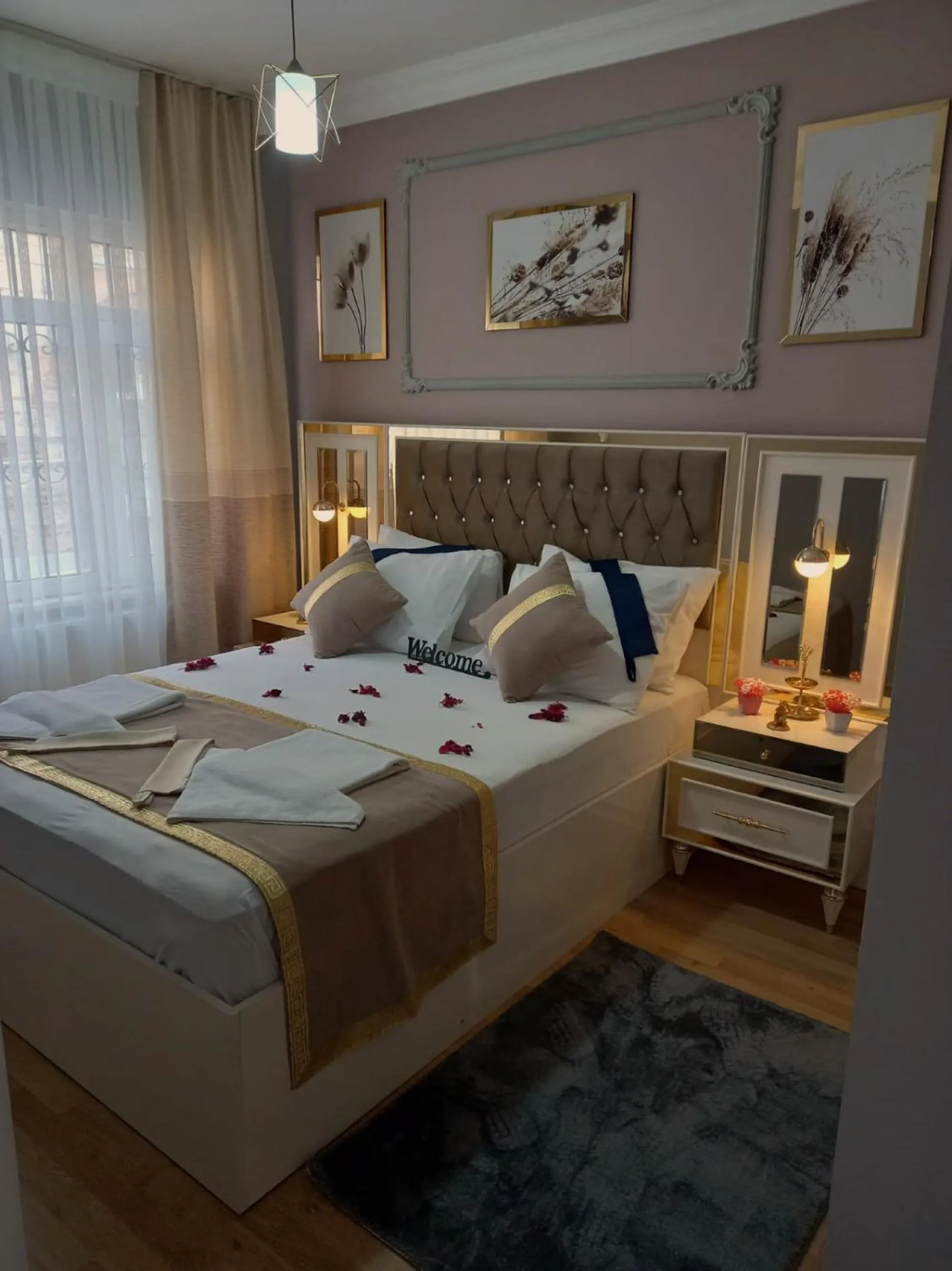 Bedroom, Bed in Emirhan Guesthouse & Suites