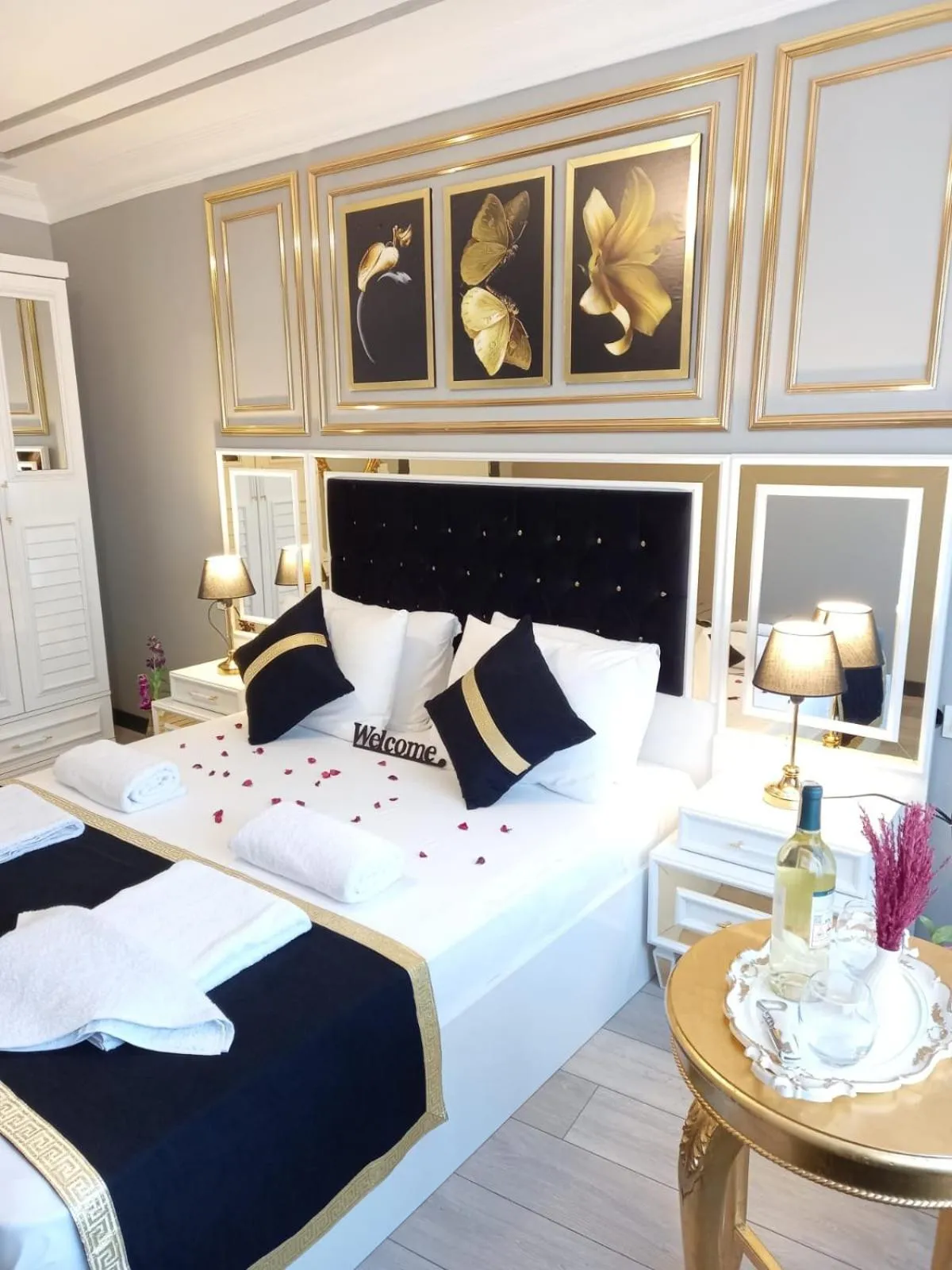 Massage, Bed in Emirhan Guesthouse & Suites