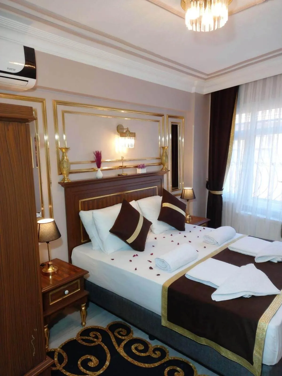 Bedroom, Bed in Emirhan Guesthouse & Suites