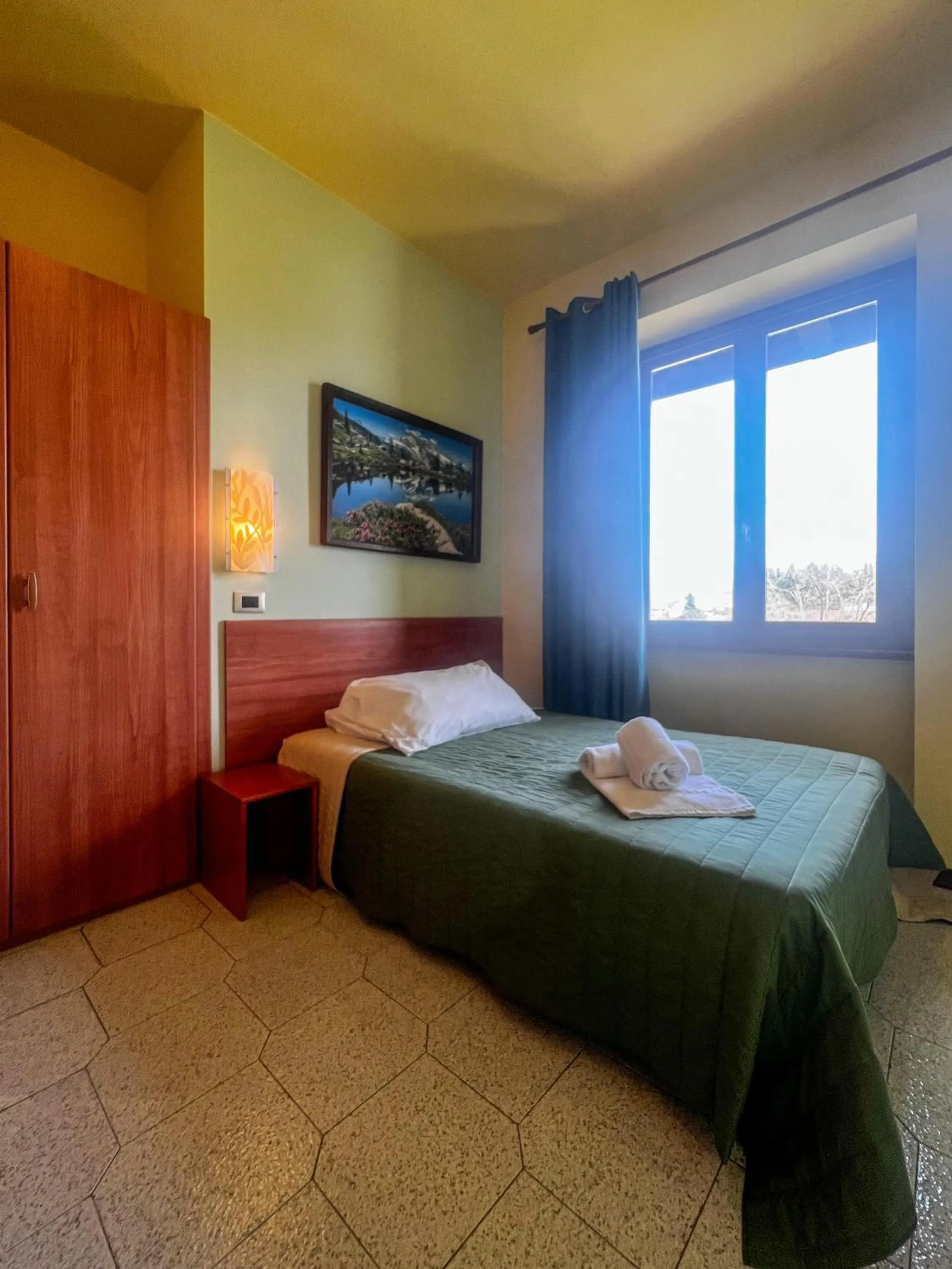 Bedroom, Bed in Hotel Erbaluce