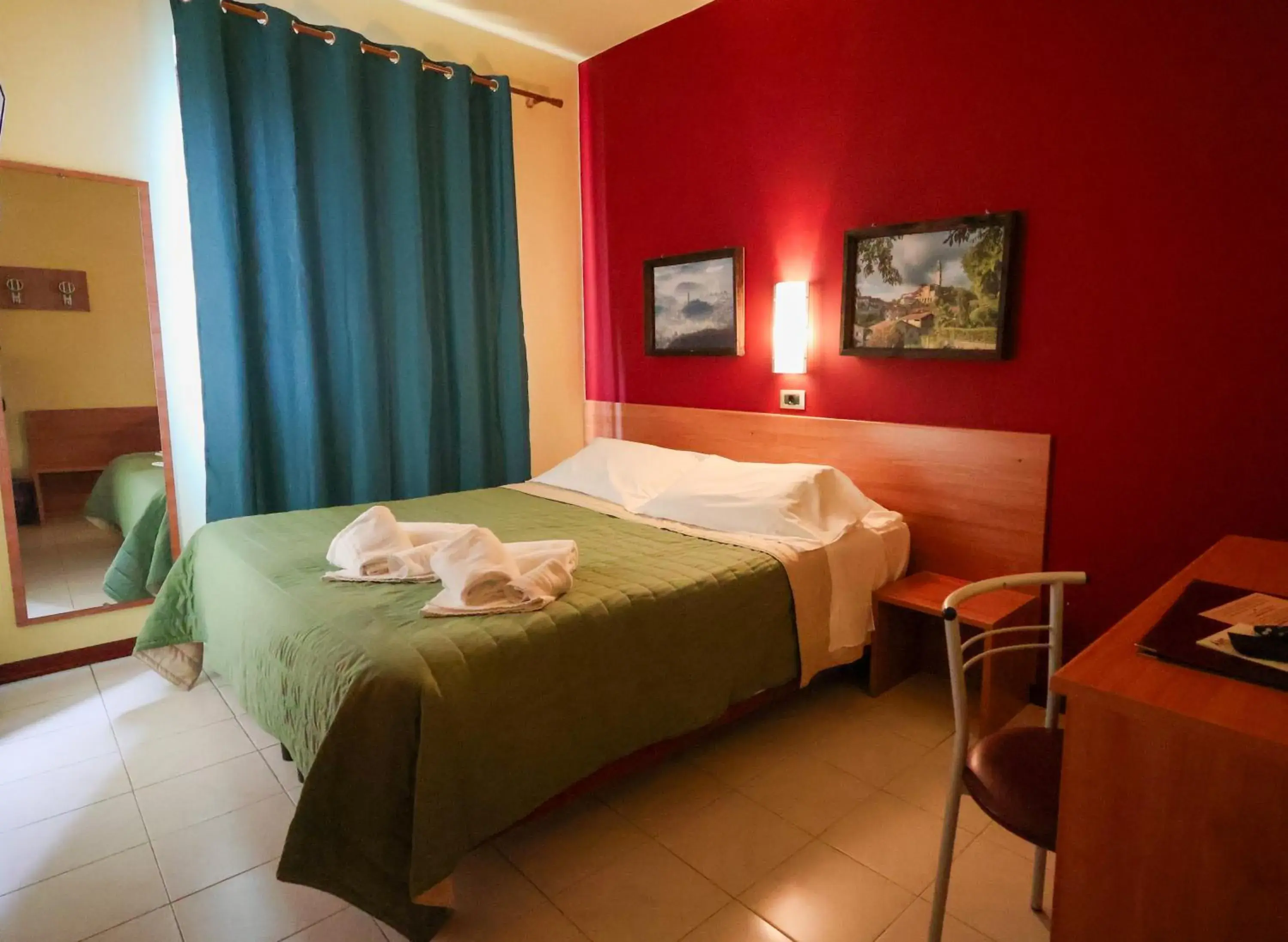 Standard Double Room in Hotel Erbaluce Standard Double Room in Hotel Erbaluce