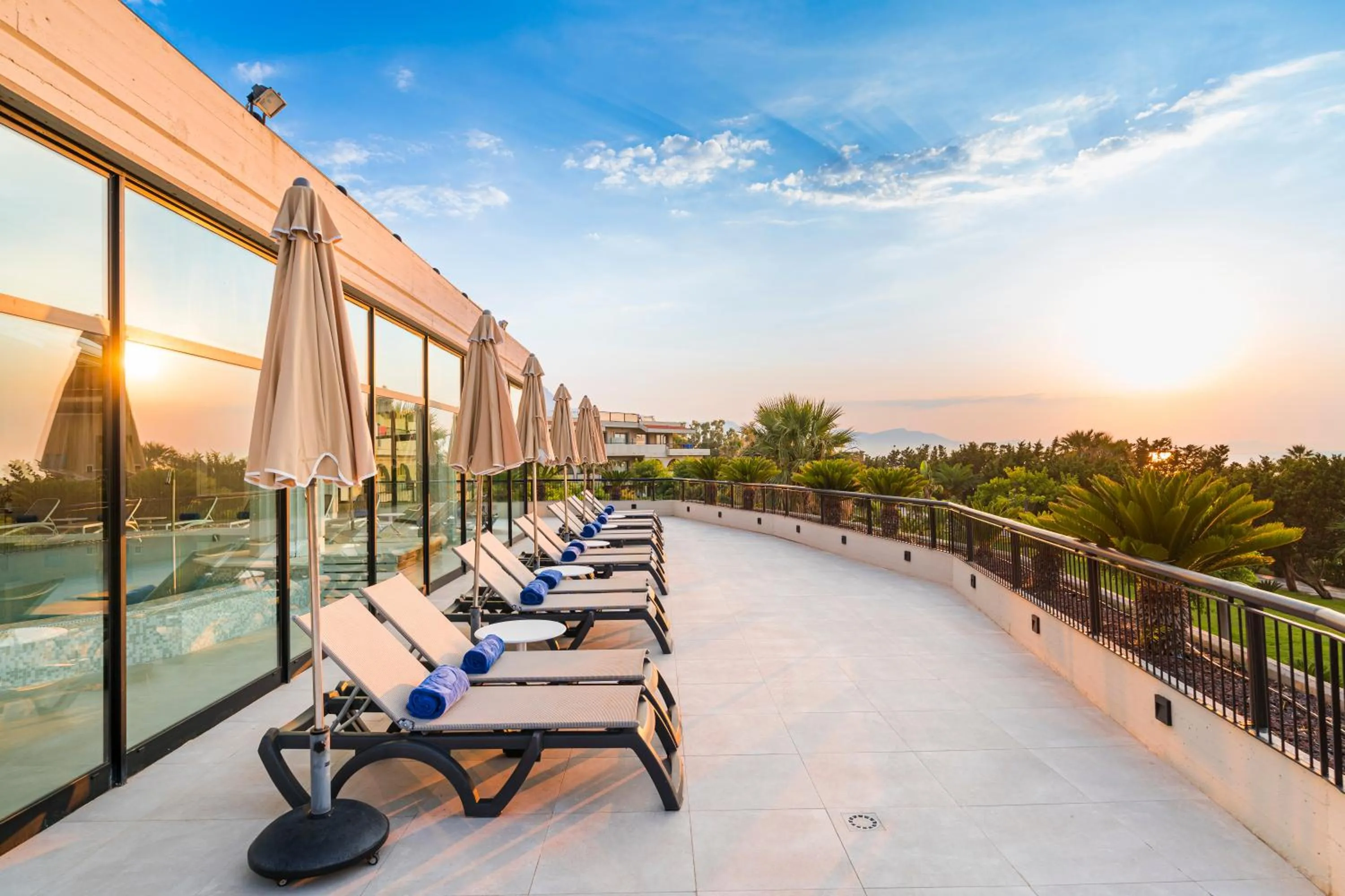 Solarium in The Signature Level at Grand Palladium Sicilia Resort & Spa