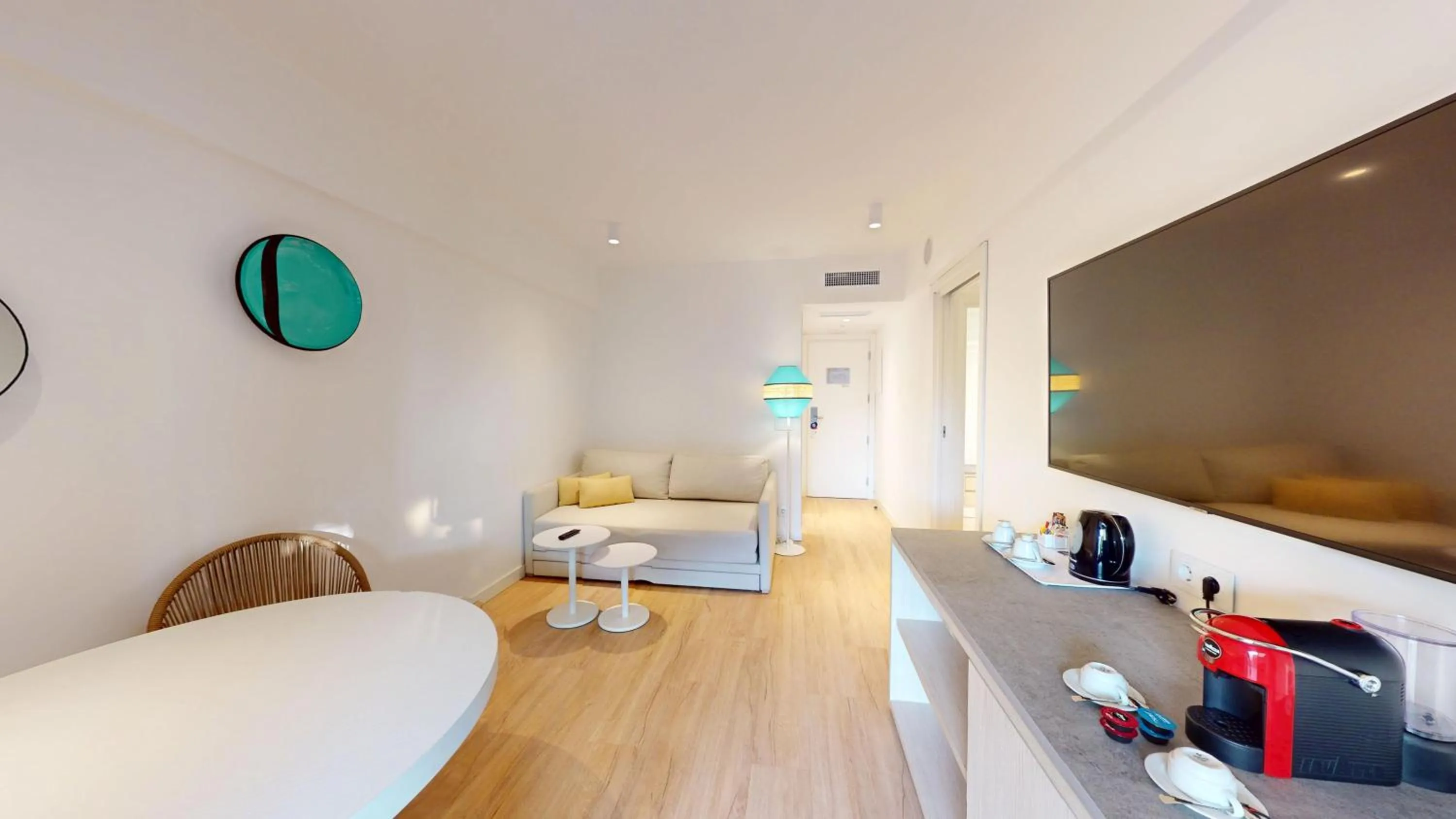 TV and multimedia, Bed in The Signature Level at Grand Palladium Sicilia Resort & Spa