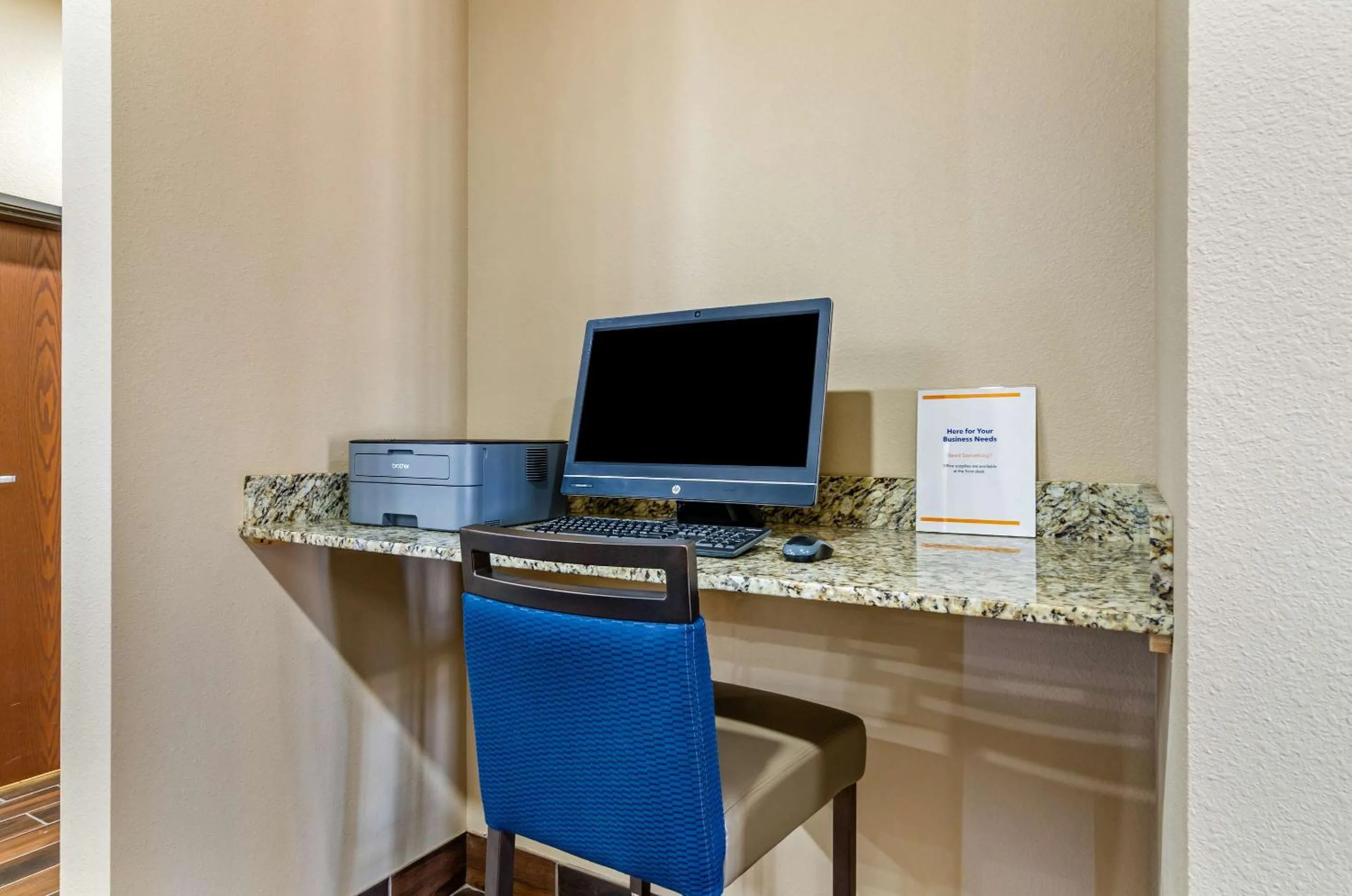 Business facilities in Comfort Inn & Suites Salina North