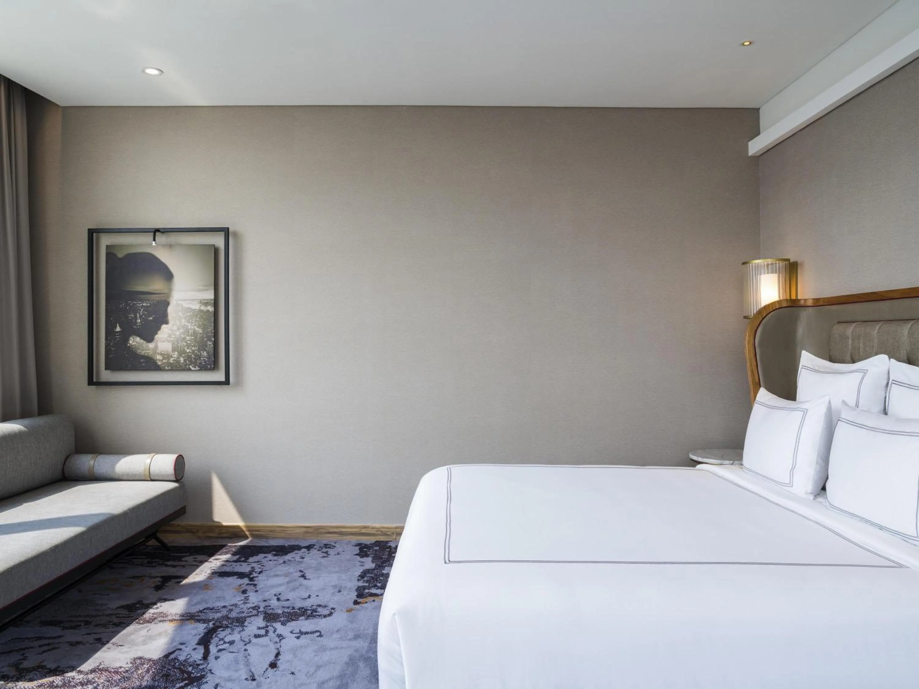 Bedroom, Bed in Swissôtel Jakarta PIK Avenue