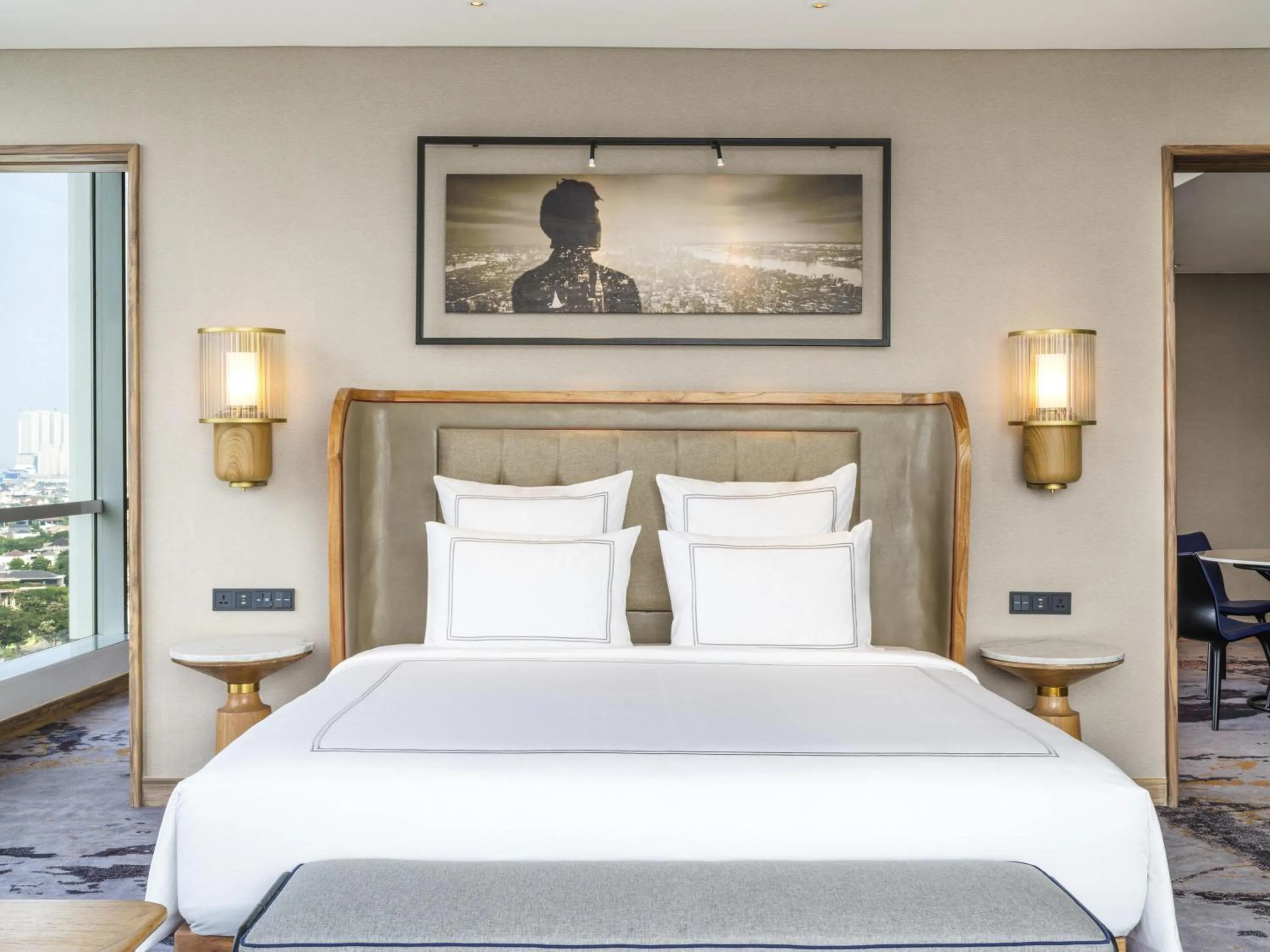 Bedroom, Bed in Swissôtel Jakarta PIK Avenue