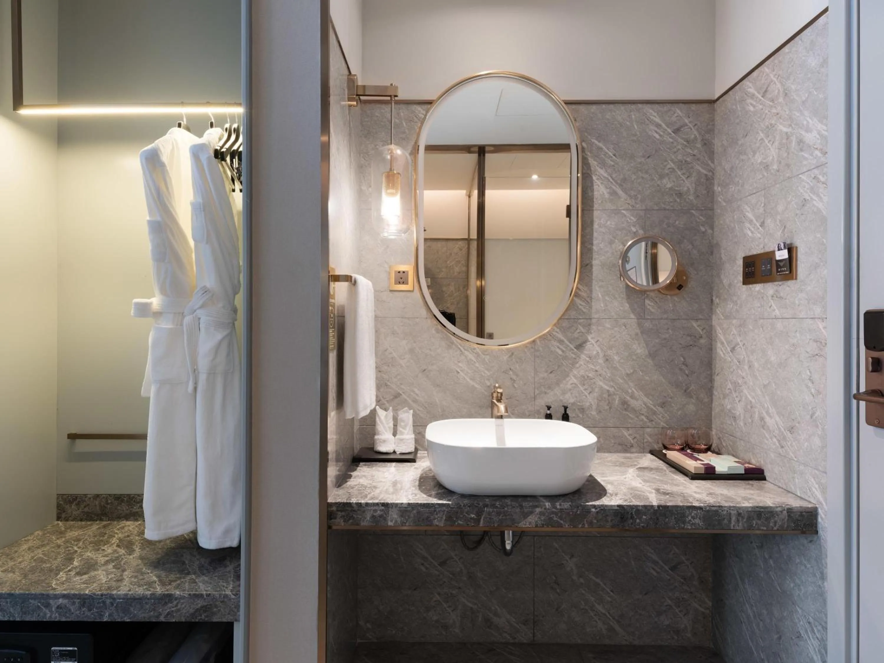 Bedroom in Mercure Xian North