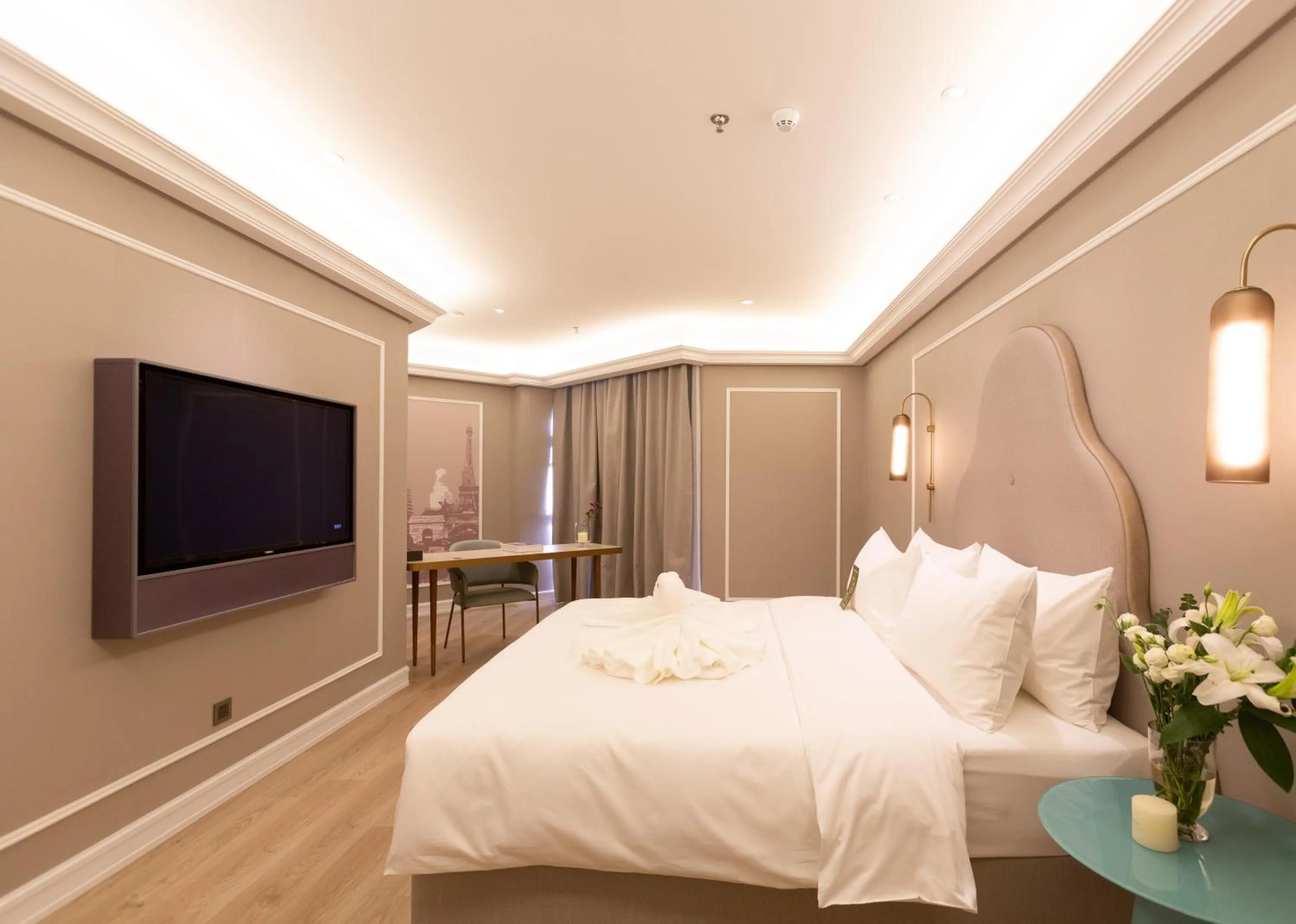 Bed in Mercure Taiyuan E Tech