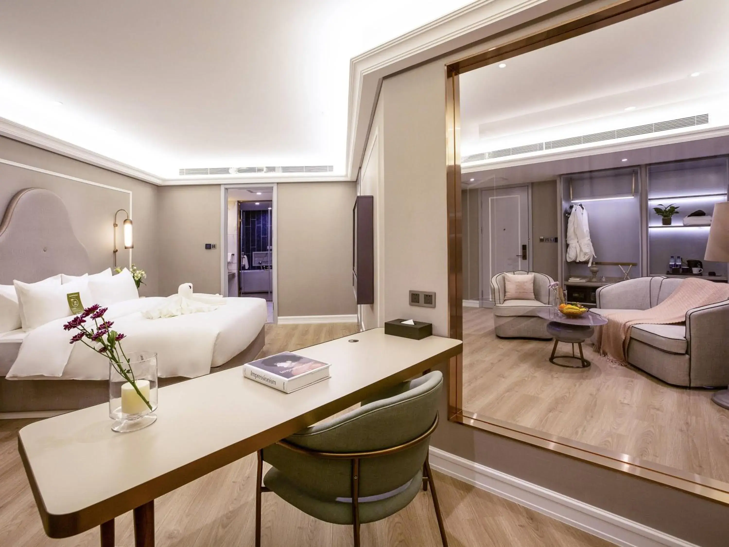 Privilege King Suite in Mercure Taiyuan E Tech Privilege King Suite in Mercure Taiyuan E Tech