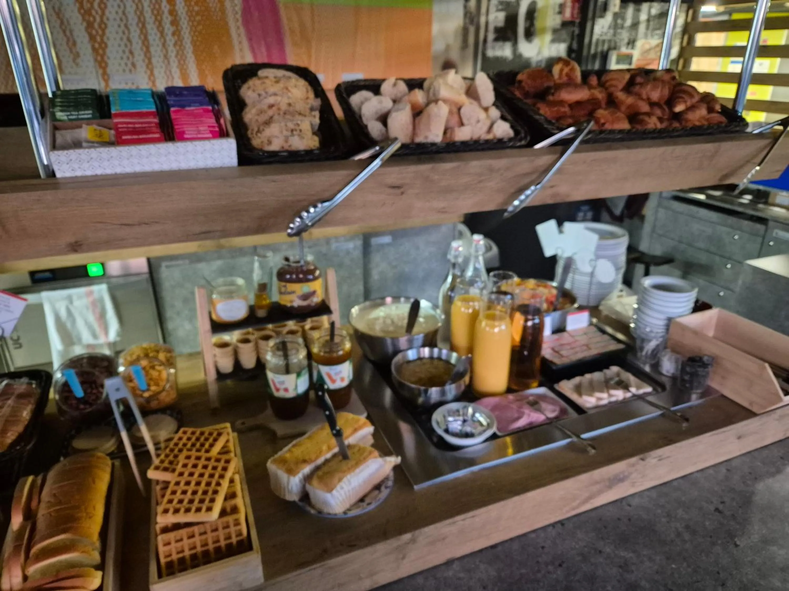 Breakfast in ibis budget Reims Parc Des Expositions