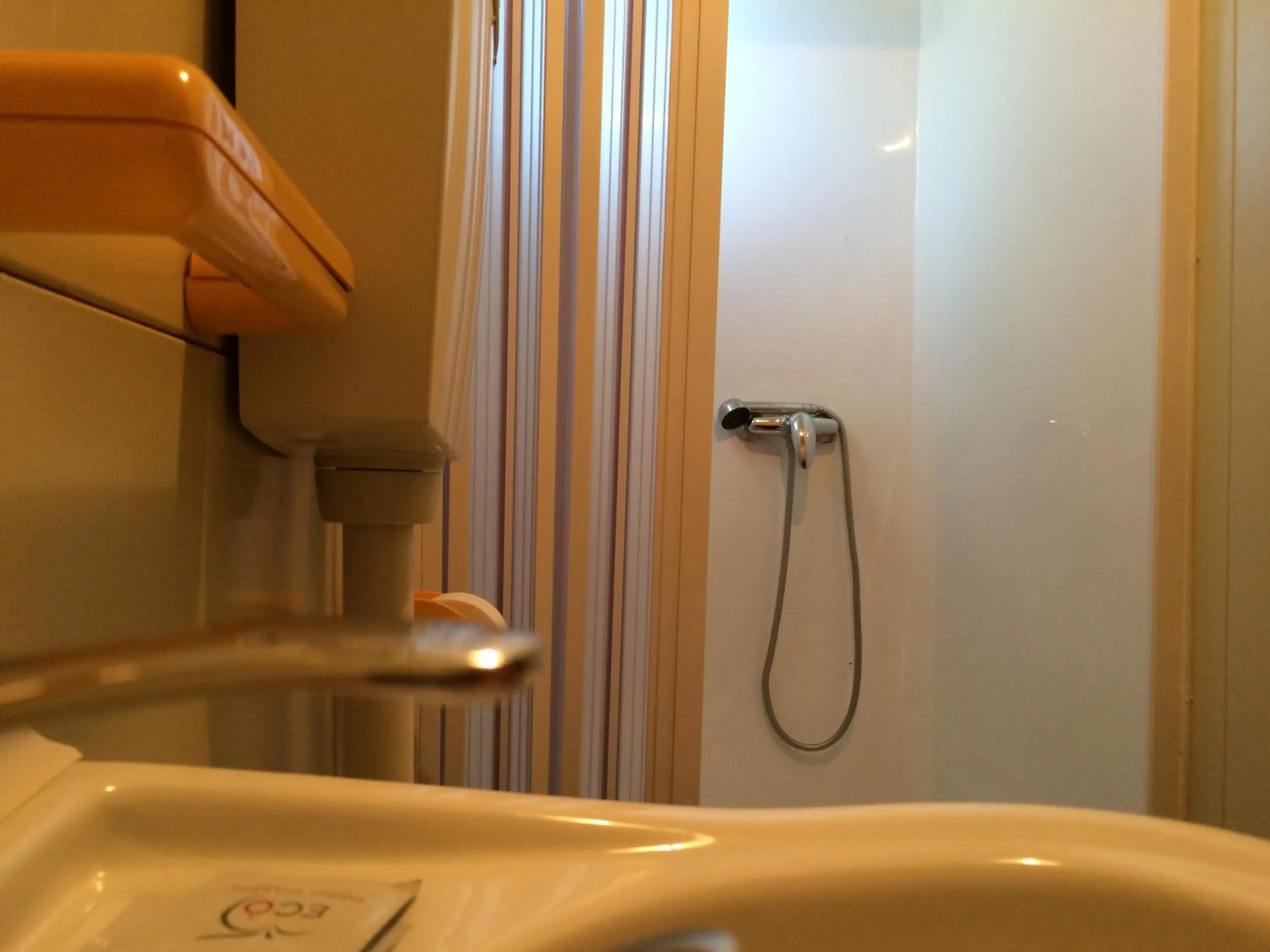 Shower in Camping Valle dei Templi