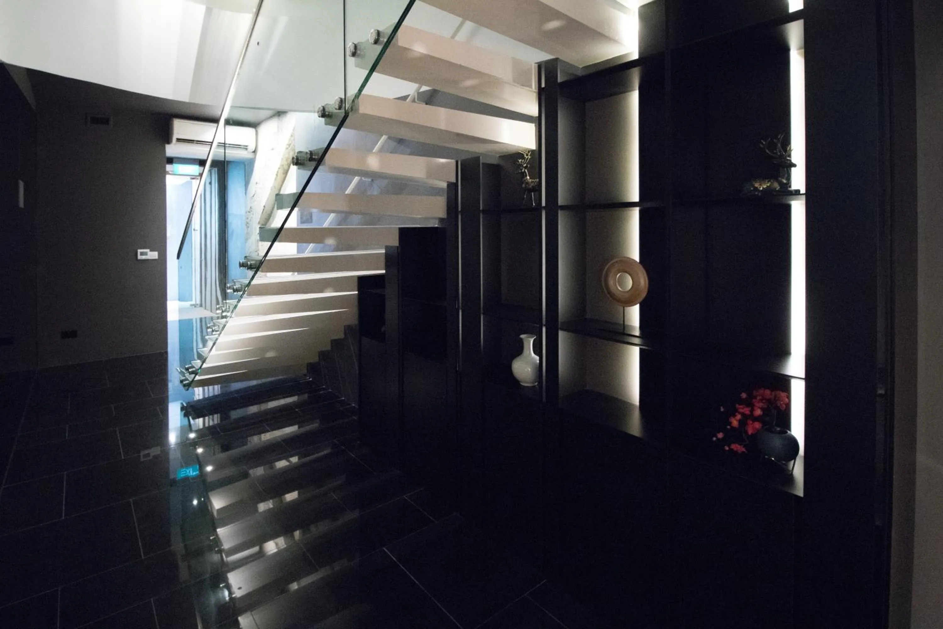 Area and facilities in Hotel NuVe Elements