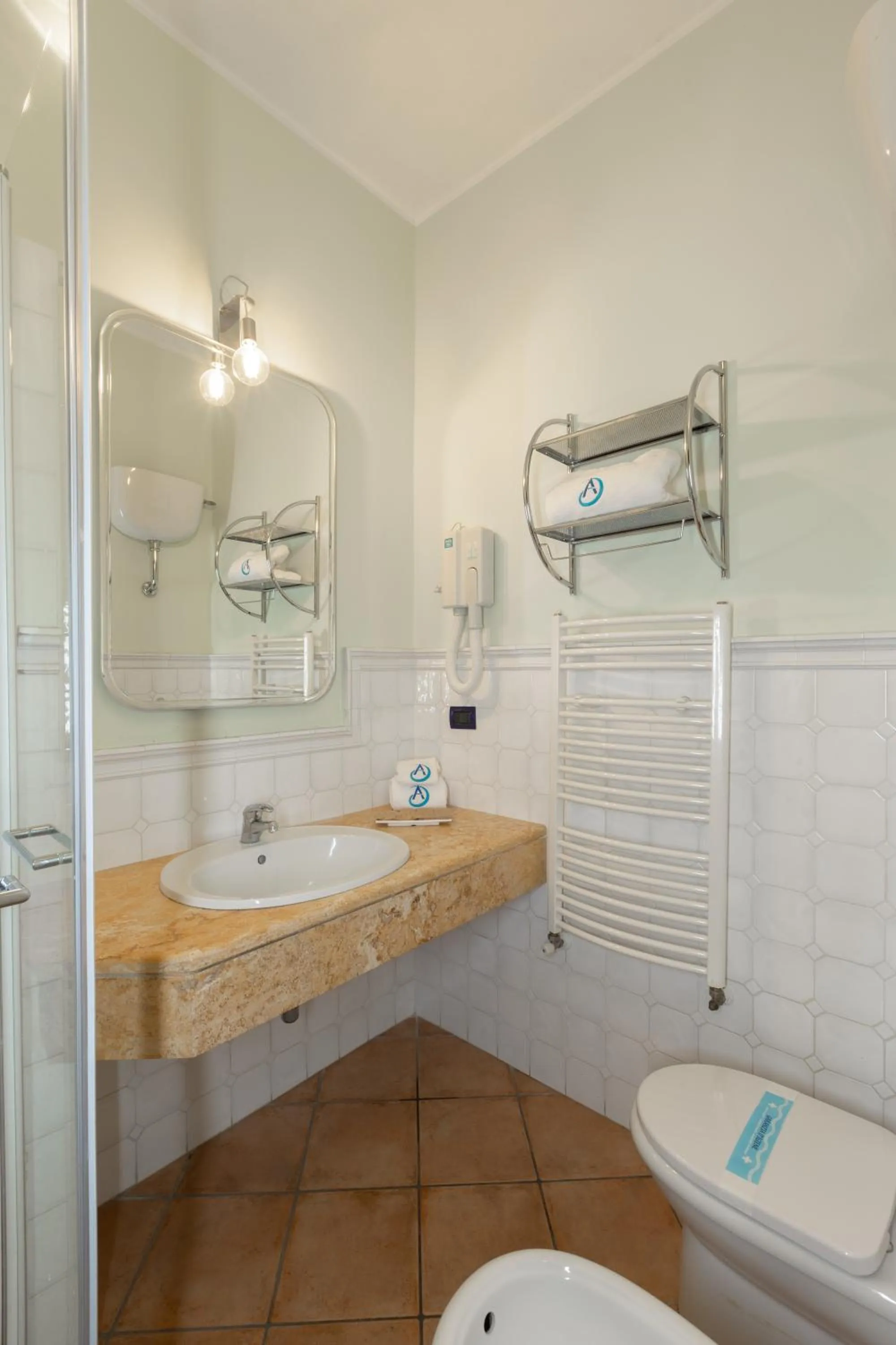 Bathroom in Hotel Azzurro