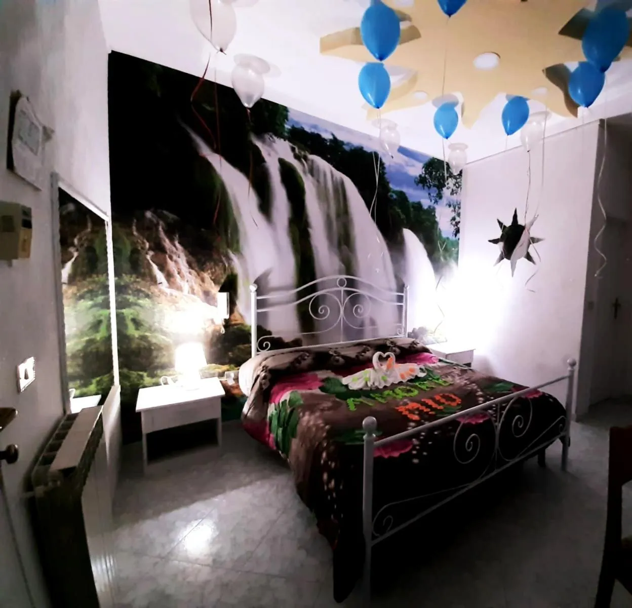 Bed in Hotel Napoleon-Cuore