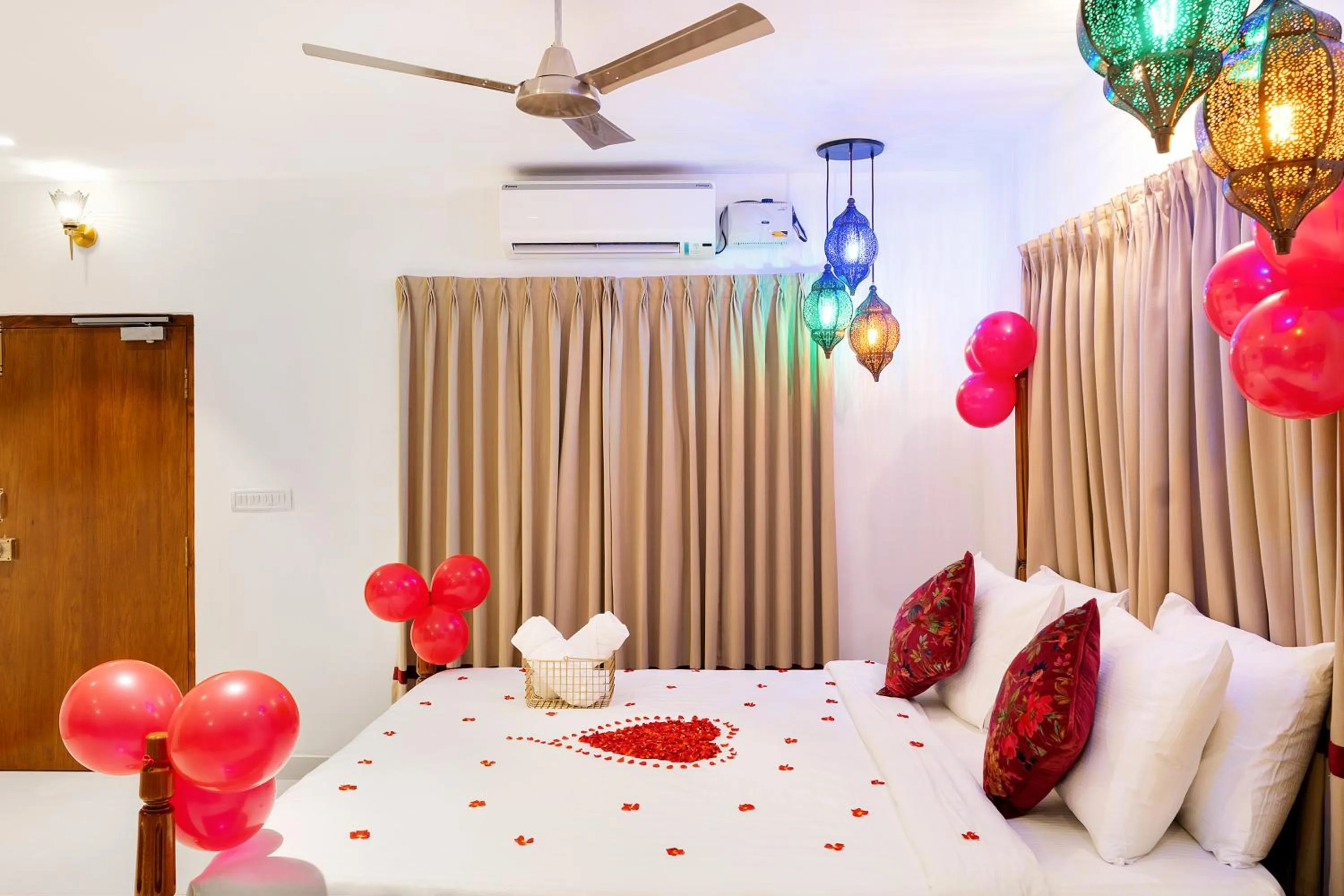 Bed in Holiday Valley Hotels And Resorts