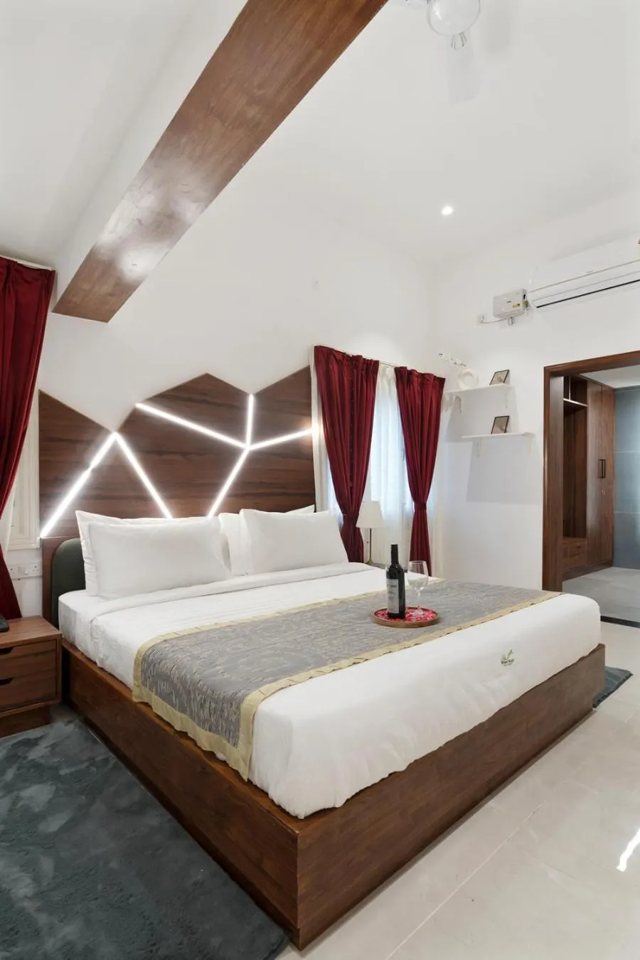 Bed in Holiday Valley Hotels And Resorts