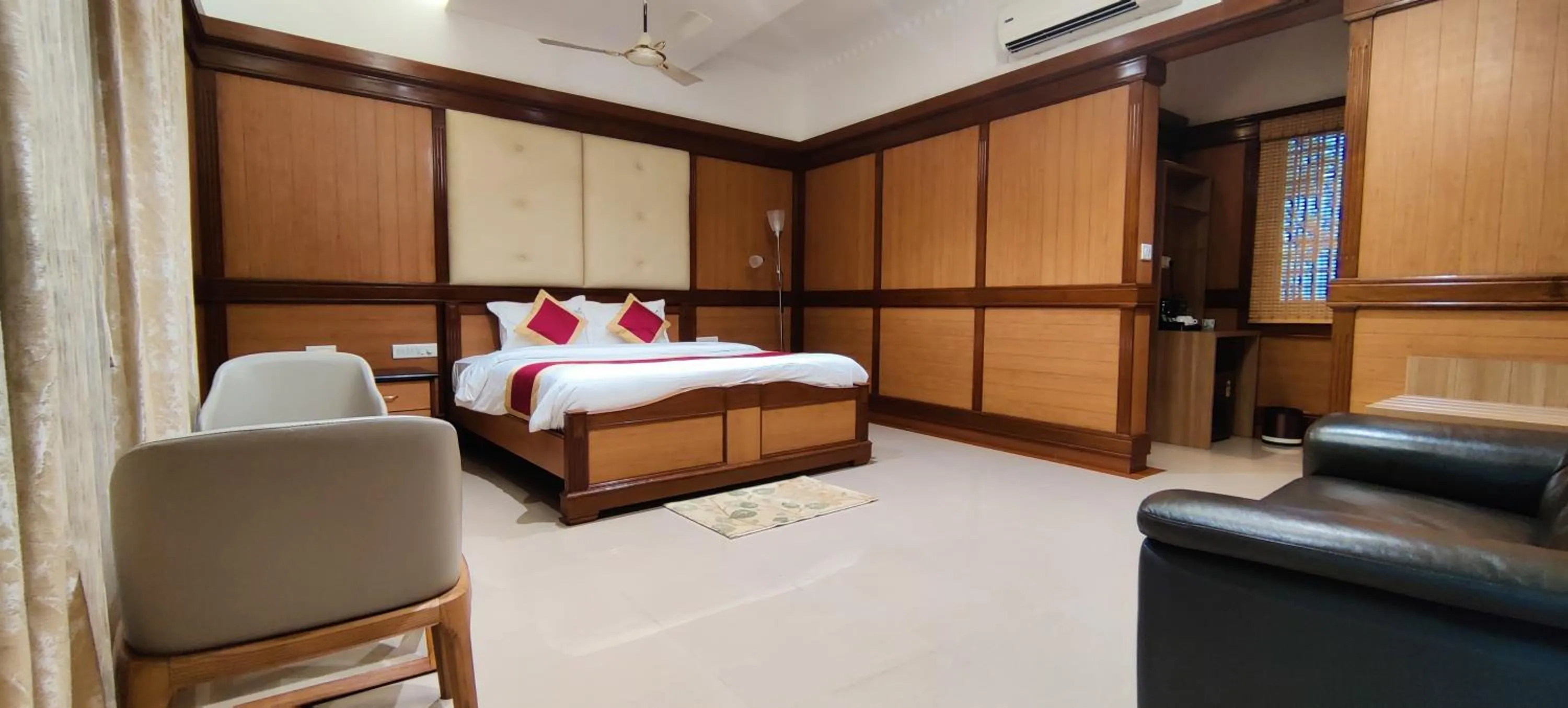 Bed in Holiday Valley Hotels And Resorts