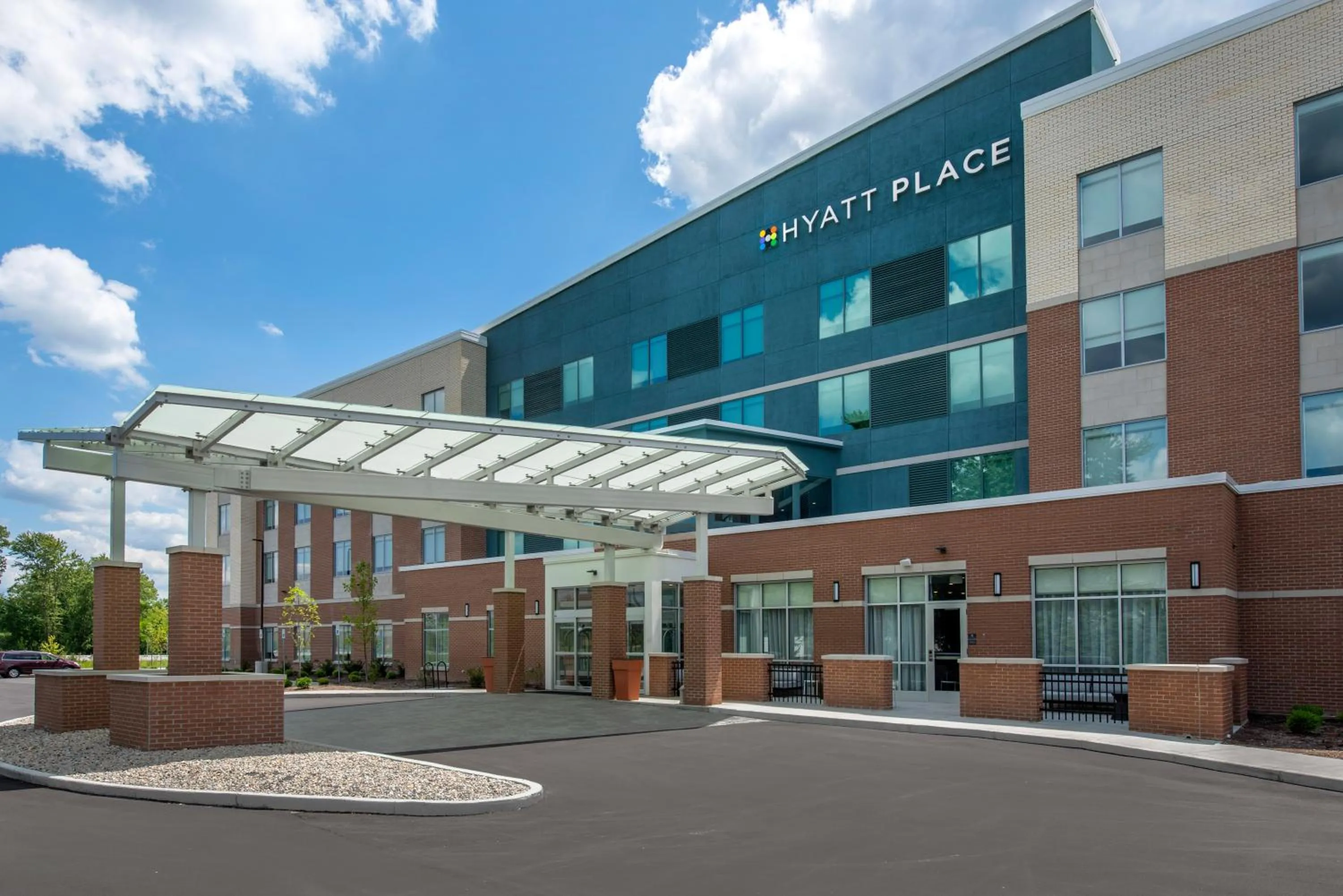 Property building in Hyatt Place Indianapolis Carmel