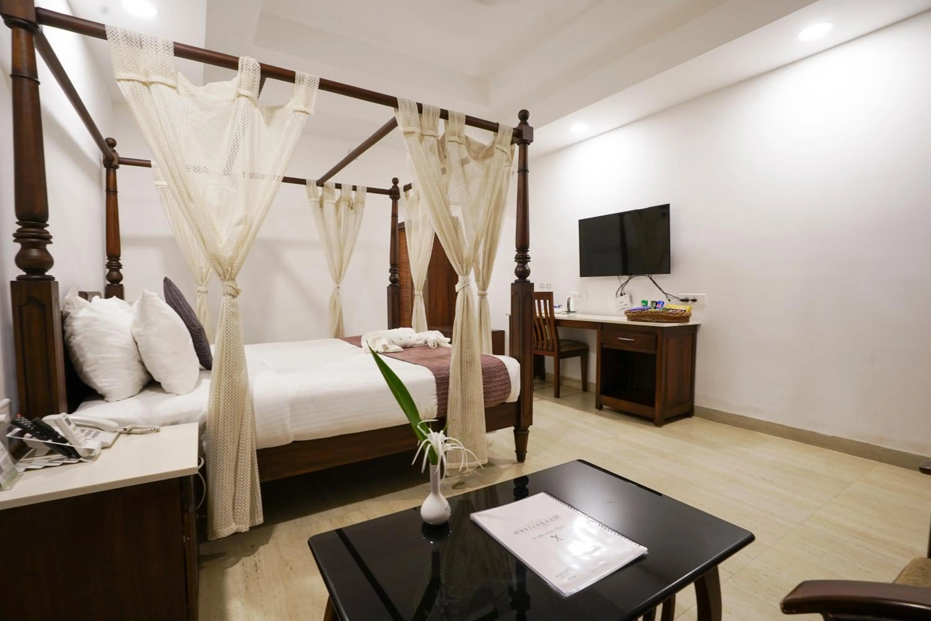 Photo of the whole room, Bed in Once Upon The River, Aluva - Near Cochin International Airport