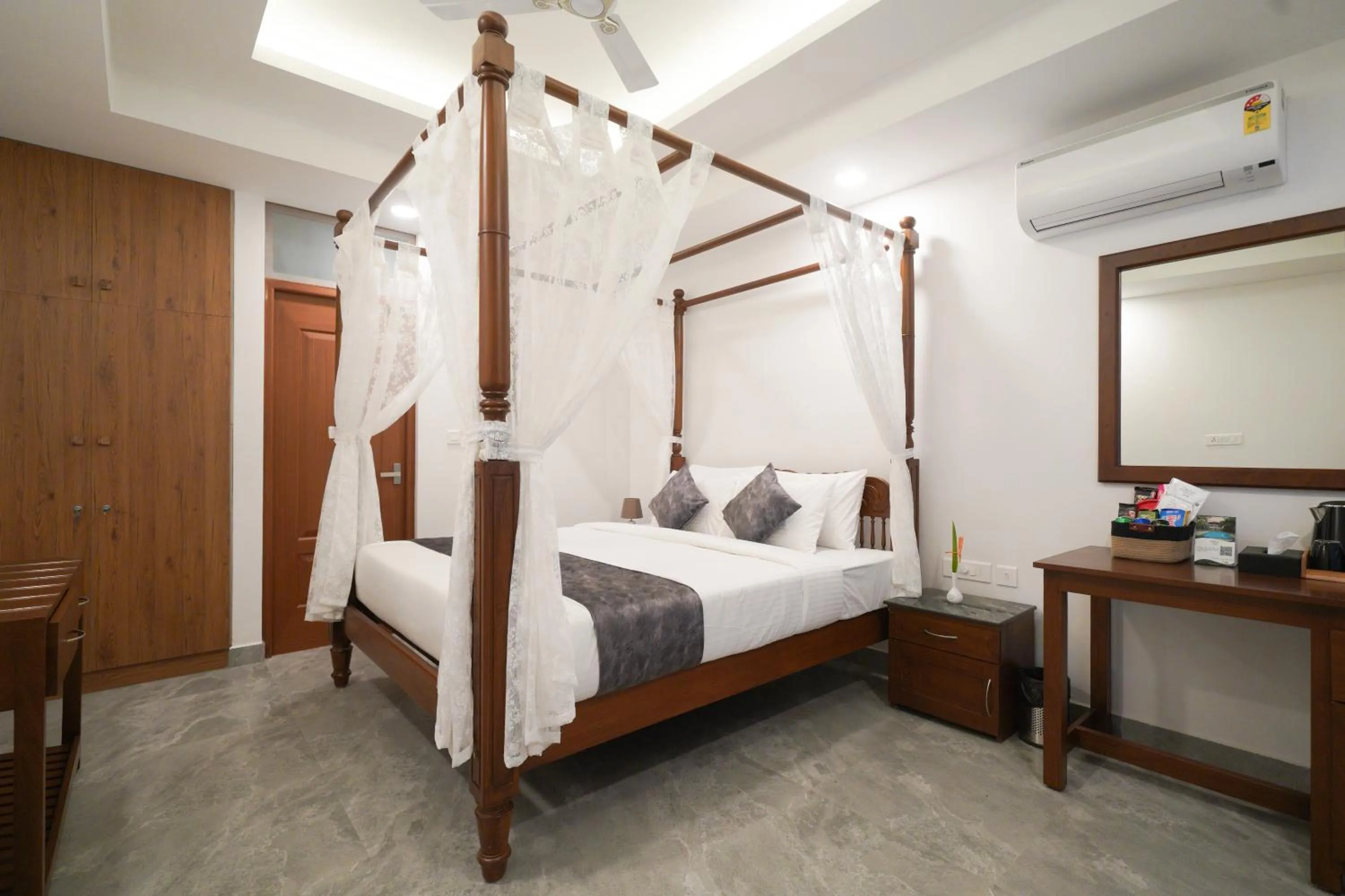 Photo of the whole room, Bed in Once Upon The River, Aluva - Near Cochin International Airport