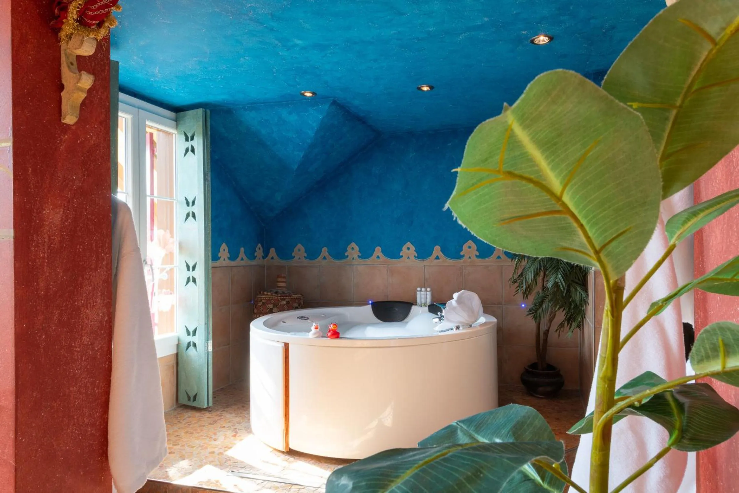 Hot Tub in Hotel Zeit & Traum Privat SPA