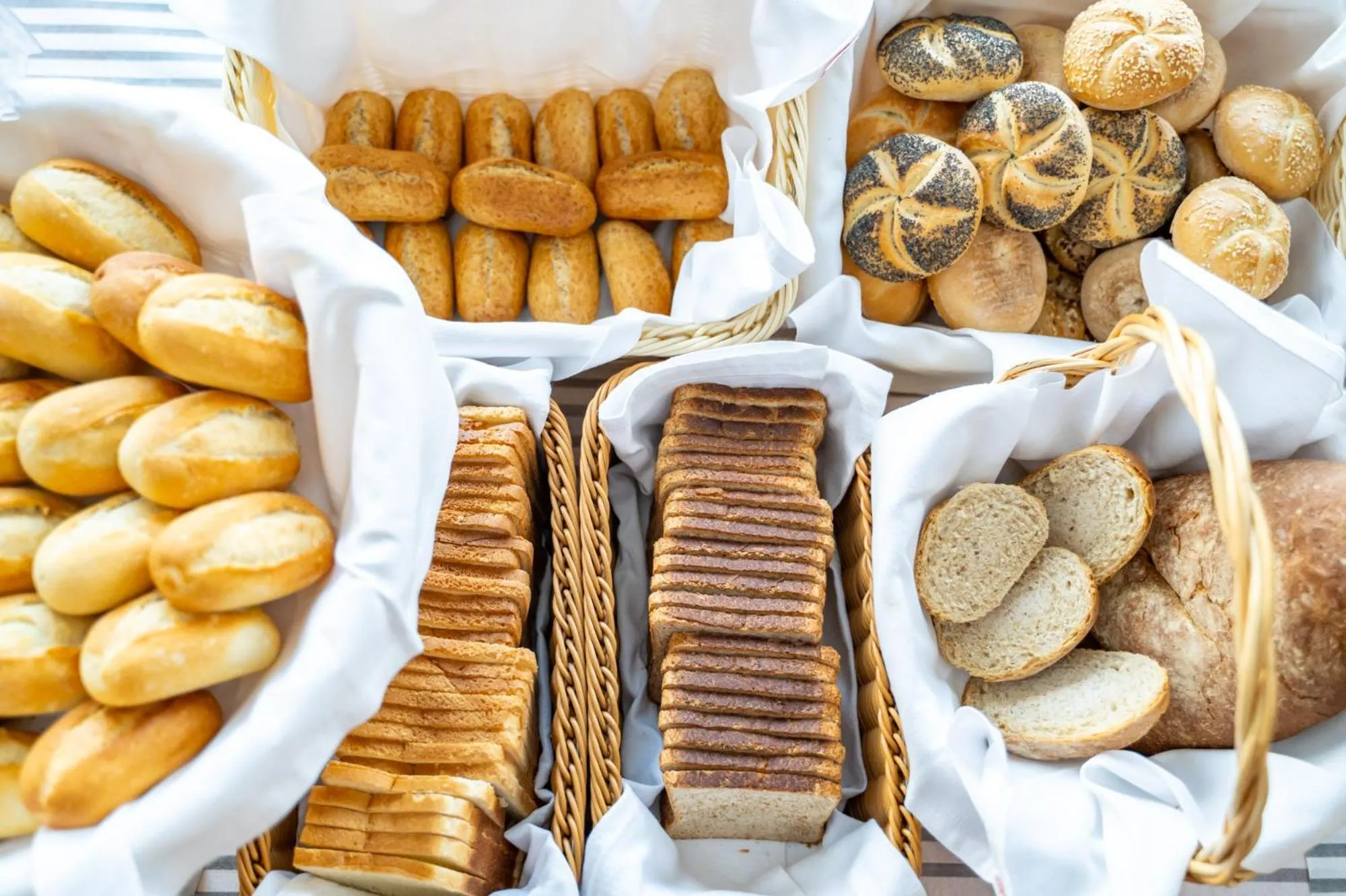 Food and drinks in Hotel Palace Magnolia SPA