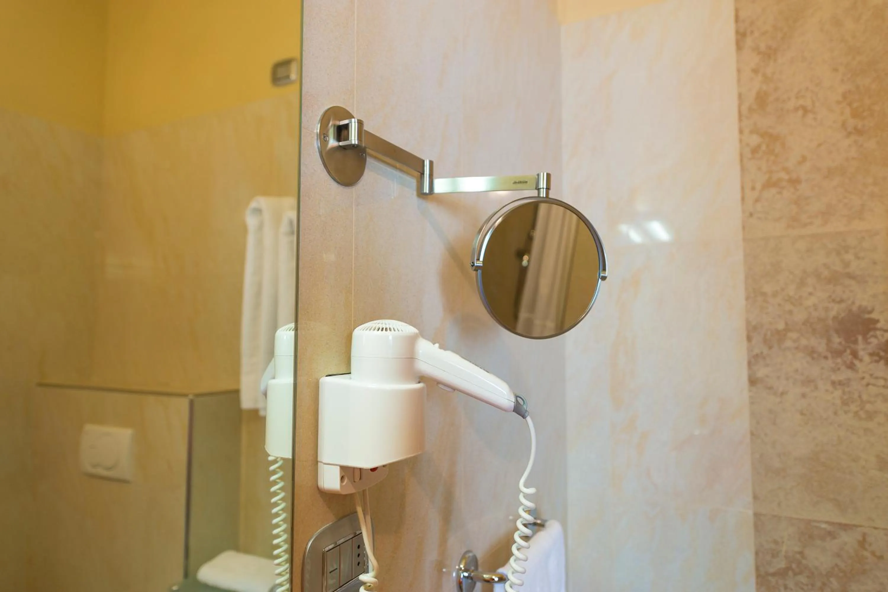 Bathroom in Hotel Palace Magnolia SPA