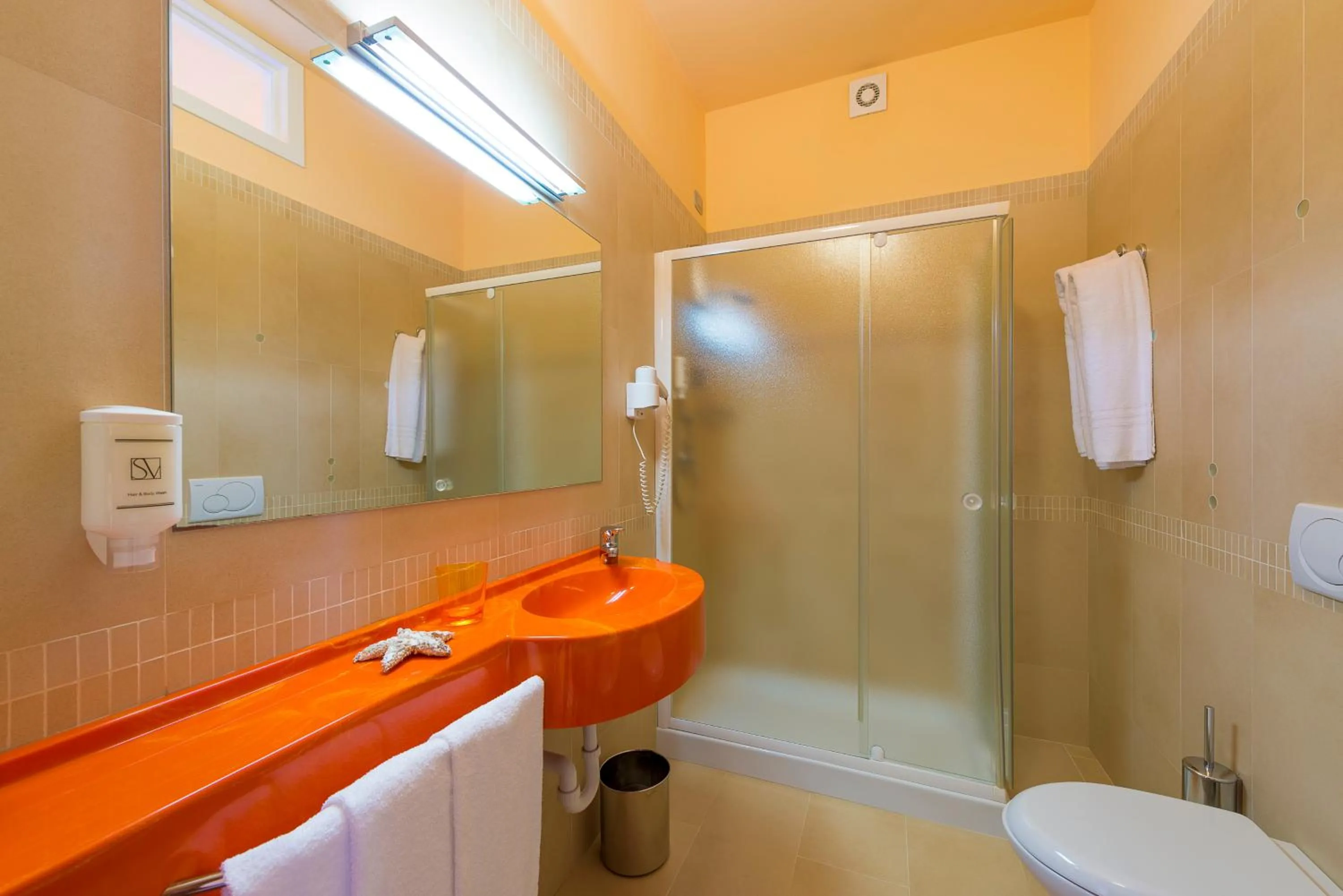 Bathroom in Hotel Palace Magnolia SPA