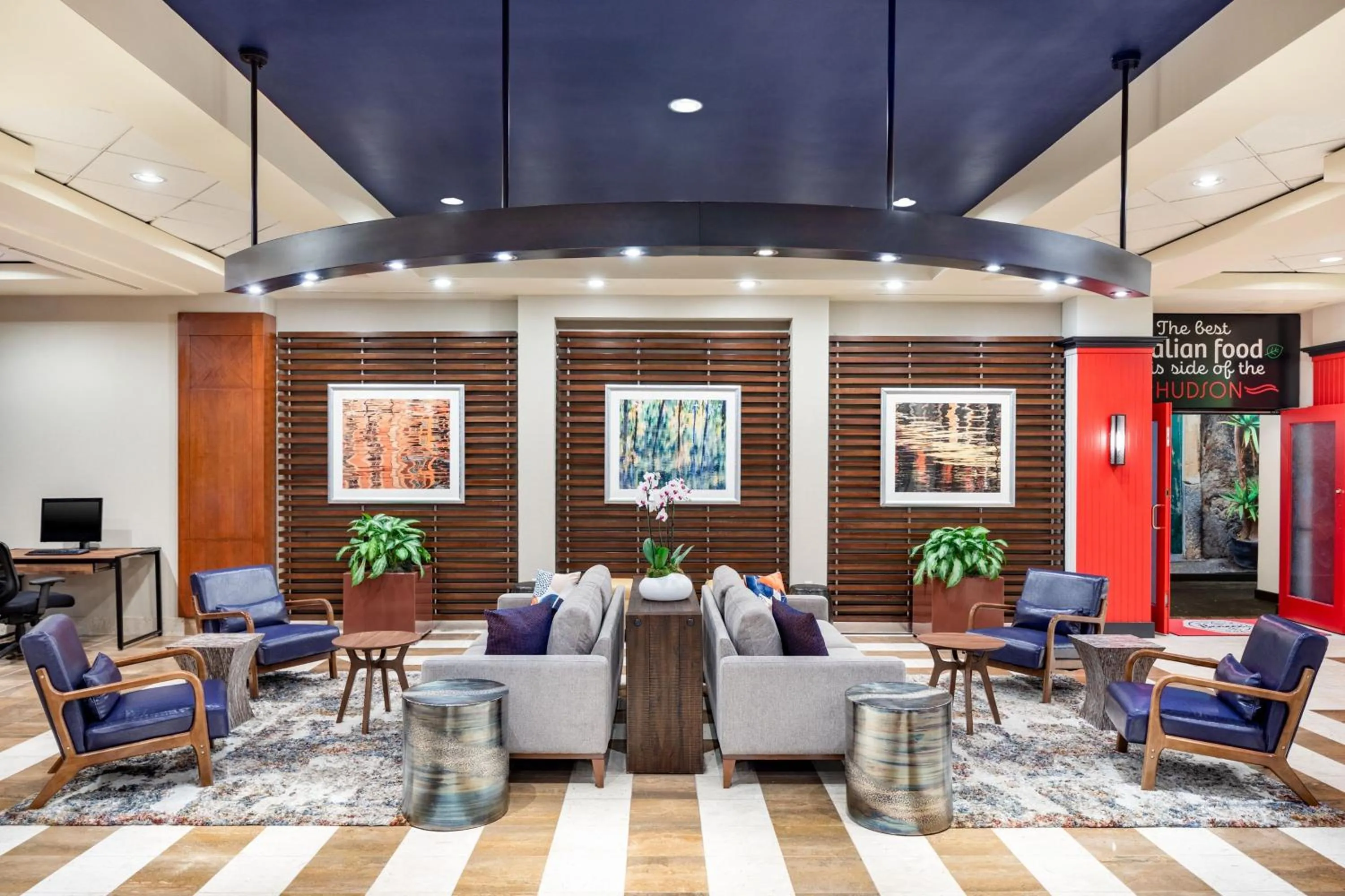 Lobby or reception in Sheraton Lincoln Harbor Hotel